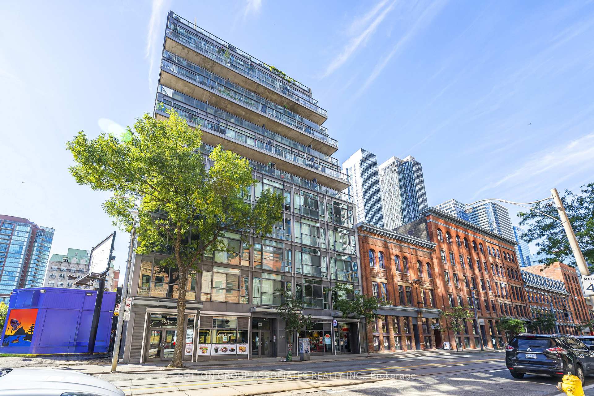 Photo 3 of Unit 405, 127 Queen Street E, Toronto, Church-Yonge Corridor — HOMEH
