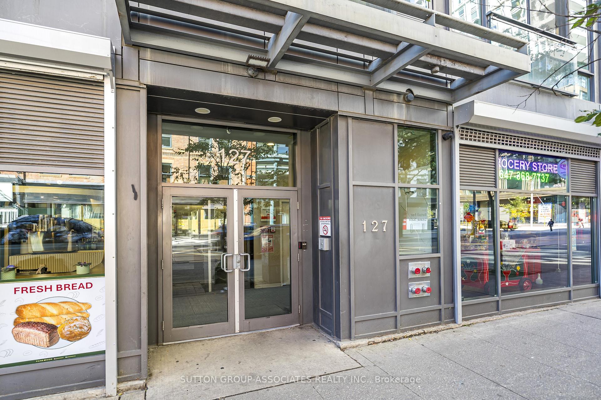 Photo 7 of Unit 405, 127 Queen Street E, Toronto, Church-Yonge Corridor — HOMEH