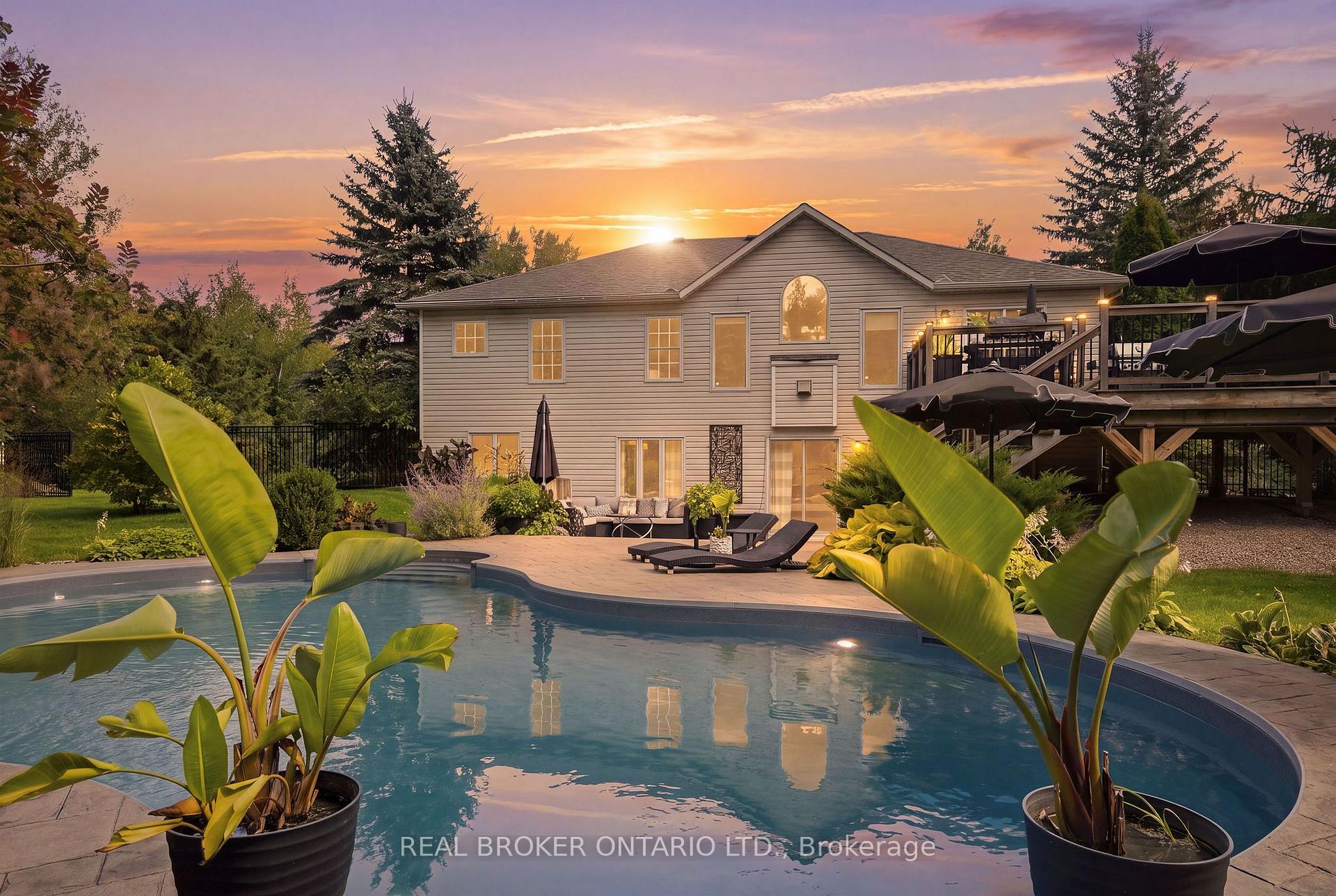 Photo 2 of 8 Sawgrass Circle, Ottawa, Remainder of Stittsville & Area — HOMEH