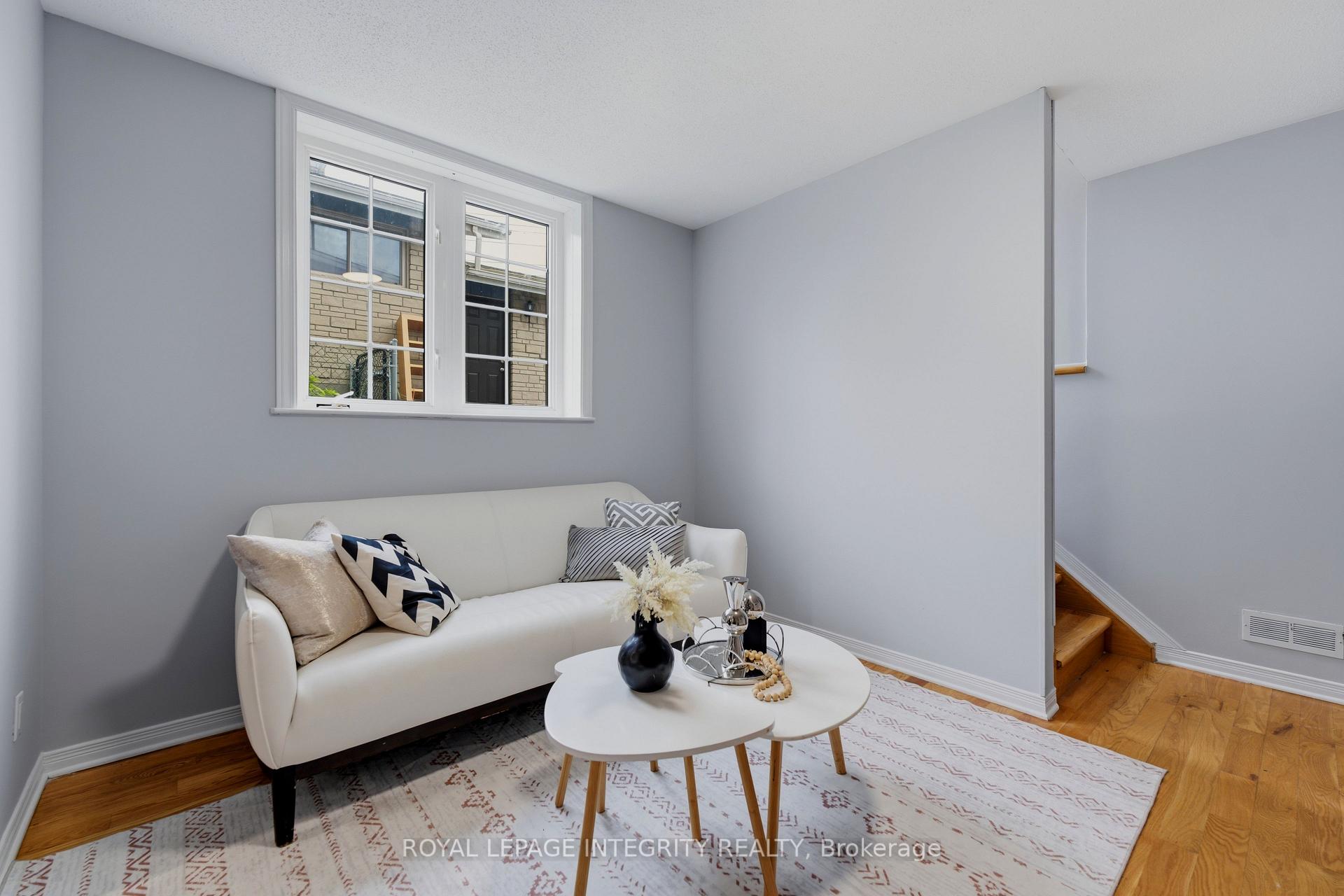 Photo 26 of 1625 Baseline Road, Ottawa, Copeland Park — HOMEH