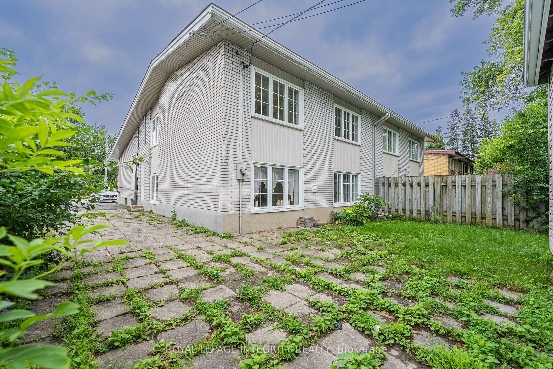 Photo 38 of 1625 Baseline Road, Ottawa, Copeland Park — HOMEH