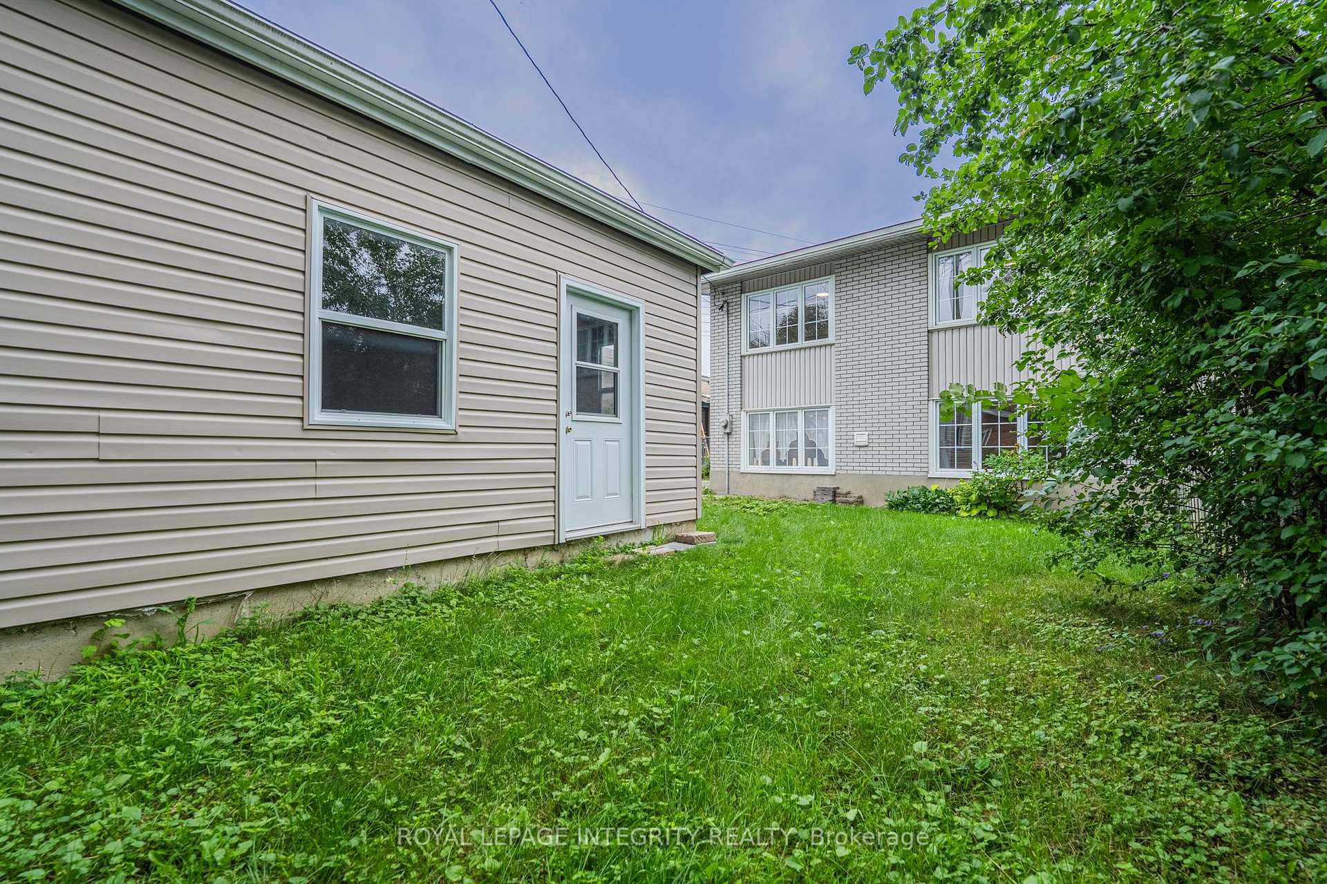 Photo 39 of 1625 Baseline Road, Ottawa, Copeland Park — HOMEH
