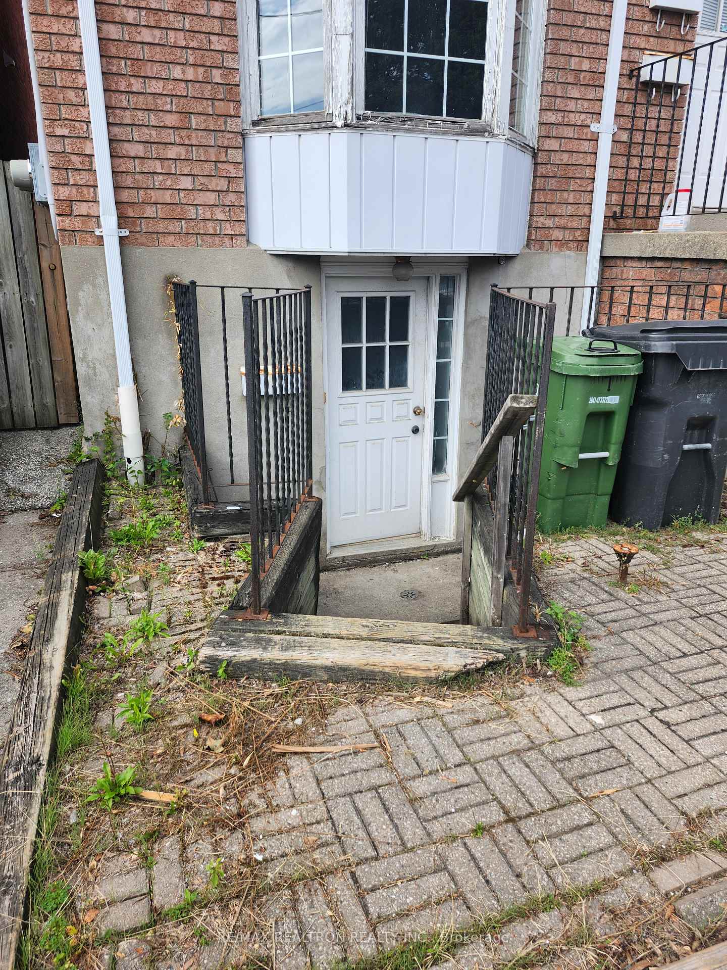 Photo 12 of 850 Ossington Avenue, Toronto, Dovercourt-Wallace Emerson-Junction — HOMEH