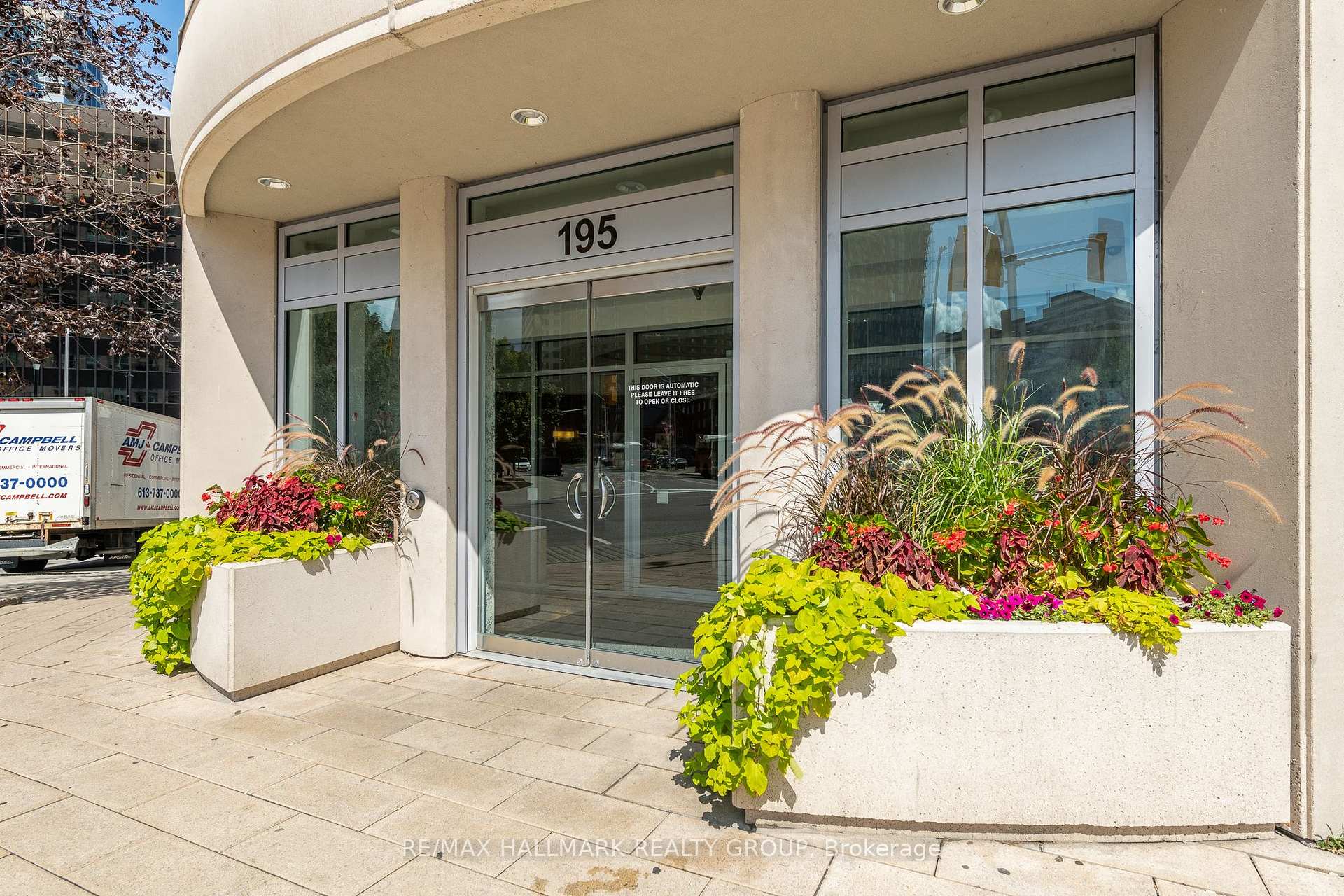 Photo 2 of Unit 1602, 195 Besserer Street, Ottawa, Sandy Hill — HOMEH
