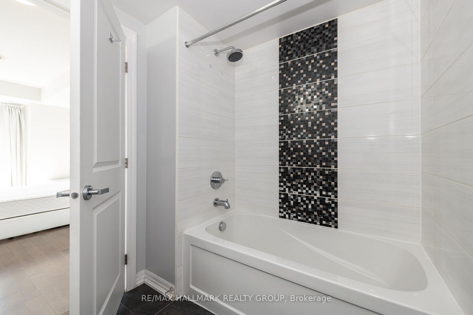 Photo 19 of Unit 1602, 195 Besserer Street, Ottawa, Sandy Hill — HOMEH