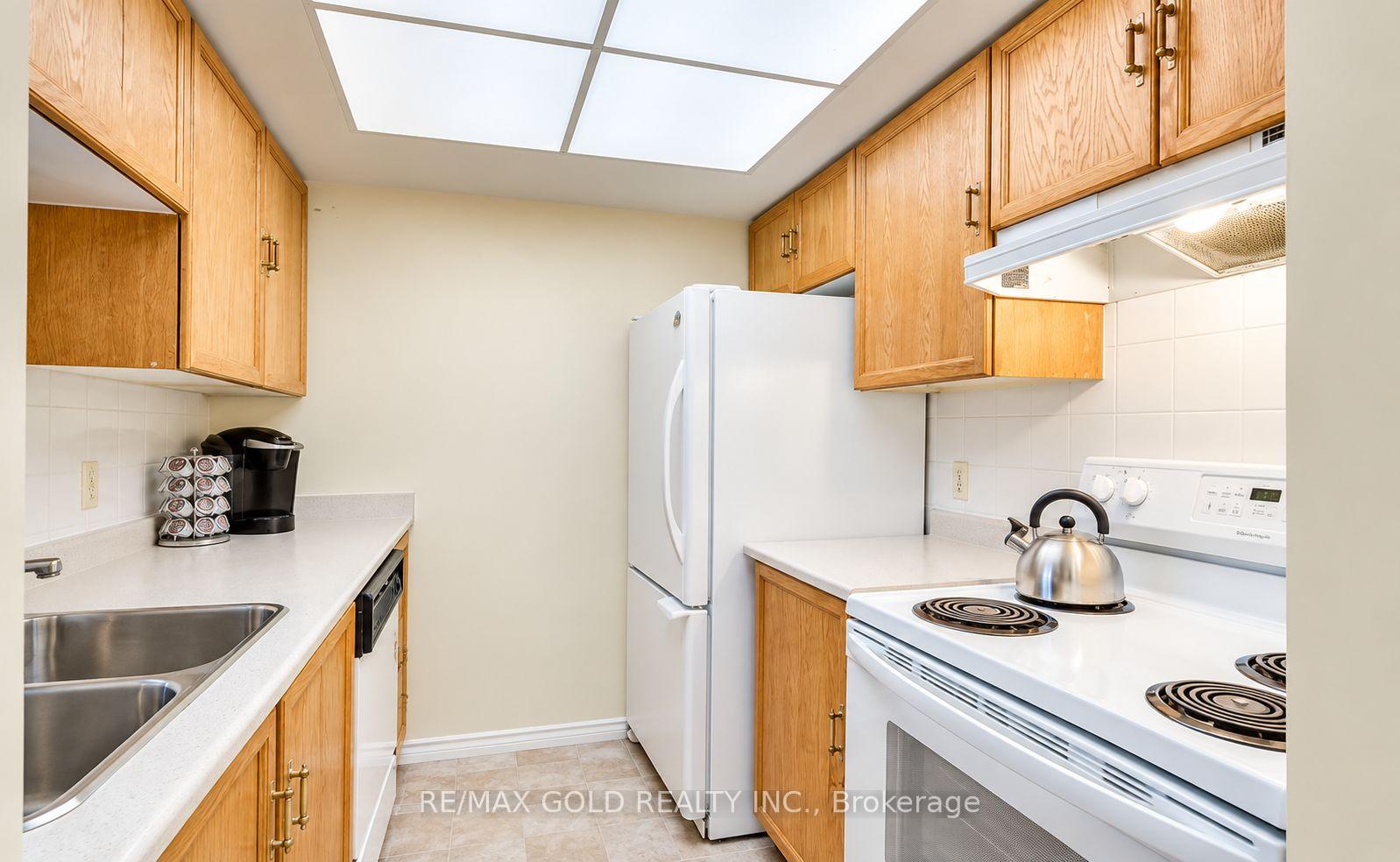 Photo 15 of Unit 219, 8351 Mclaughlin Road, Brampton, Brampton South — HOMEH