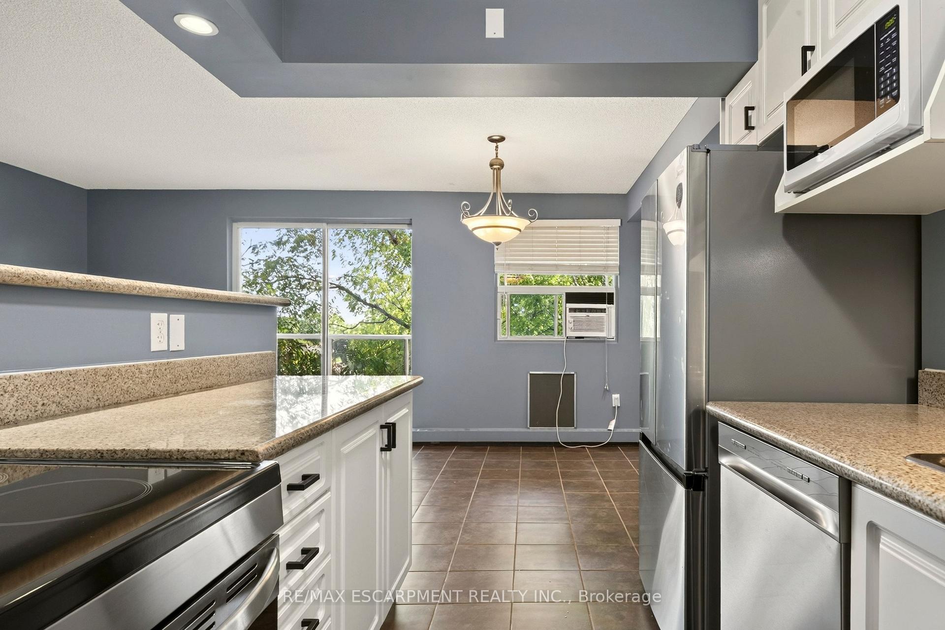 Photo 13 of Unit 508, 793 Colborne Street E, Brantford, Echo Place — HOMEH