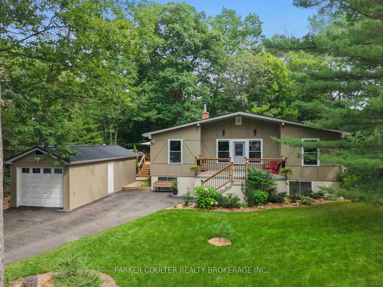 Photo 3 of 11 Duquette Court, Tiny, Rural Tiny — HOMEH