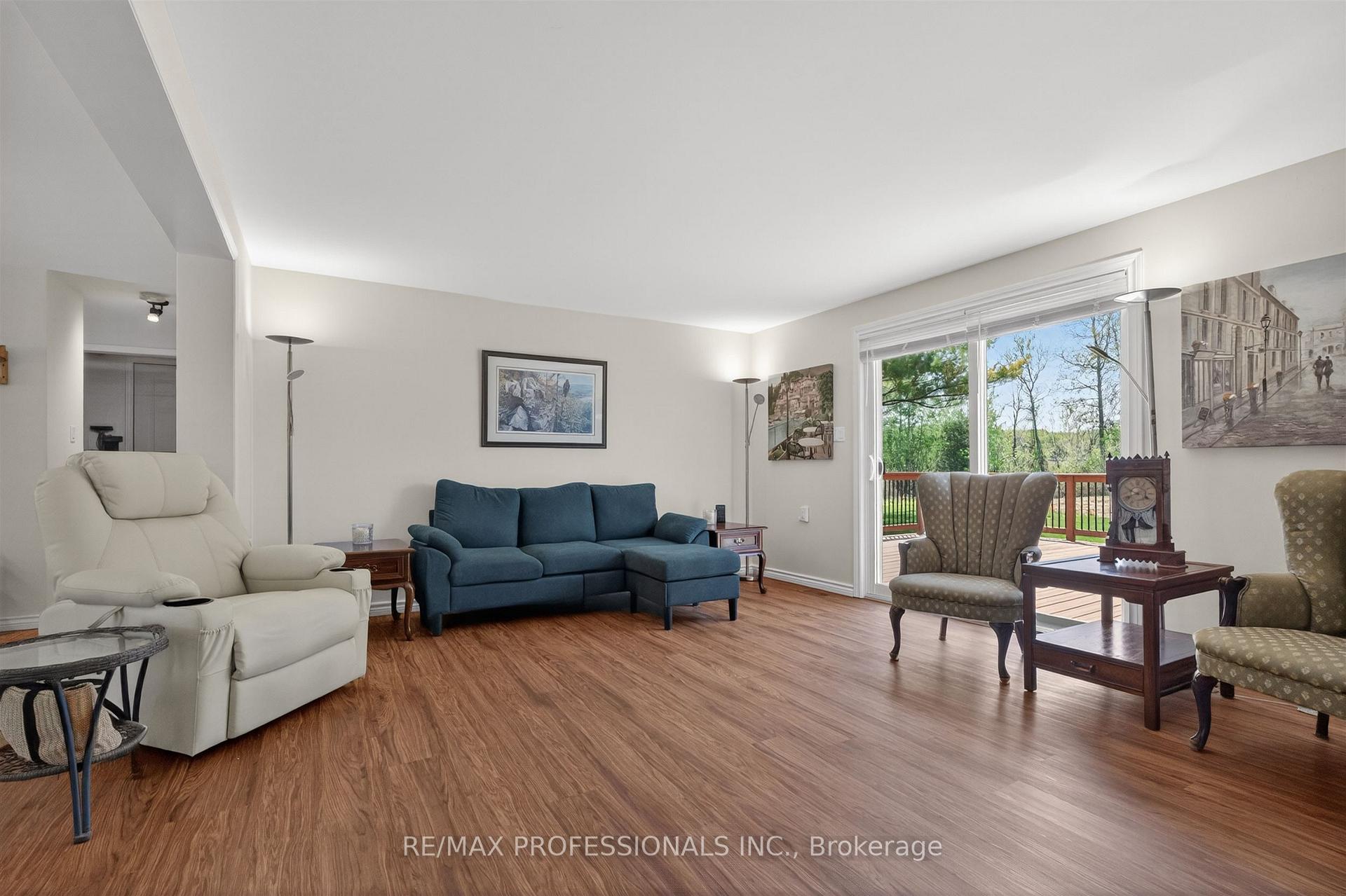 Photo 7 of 7 Tamarack Court, New Tecumseth, Rural New Tecumseth — HOMEH