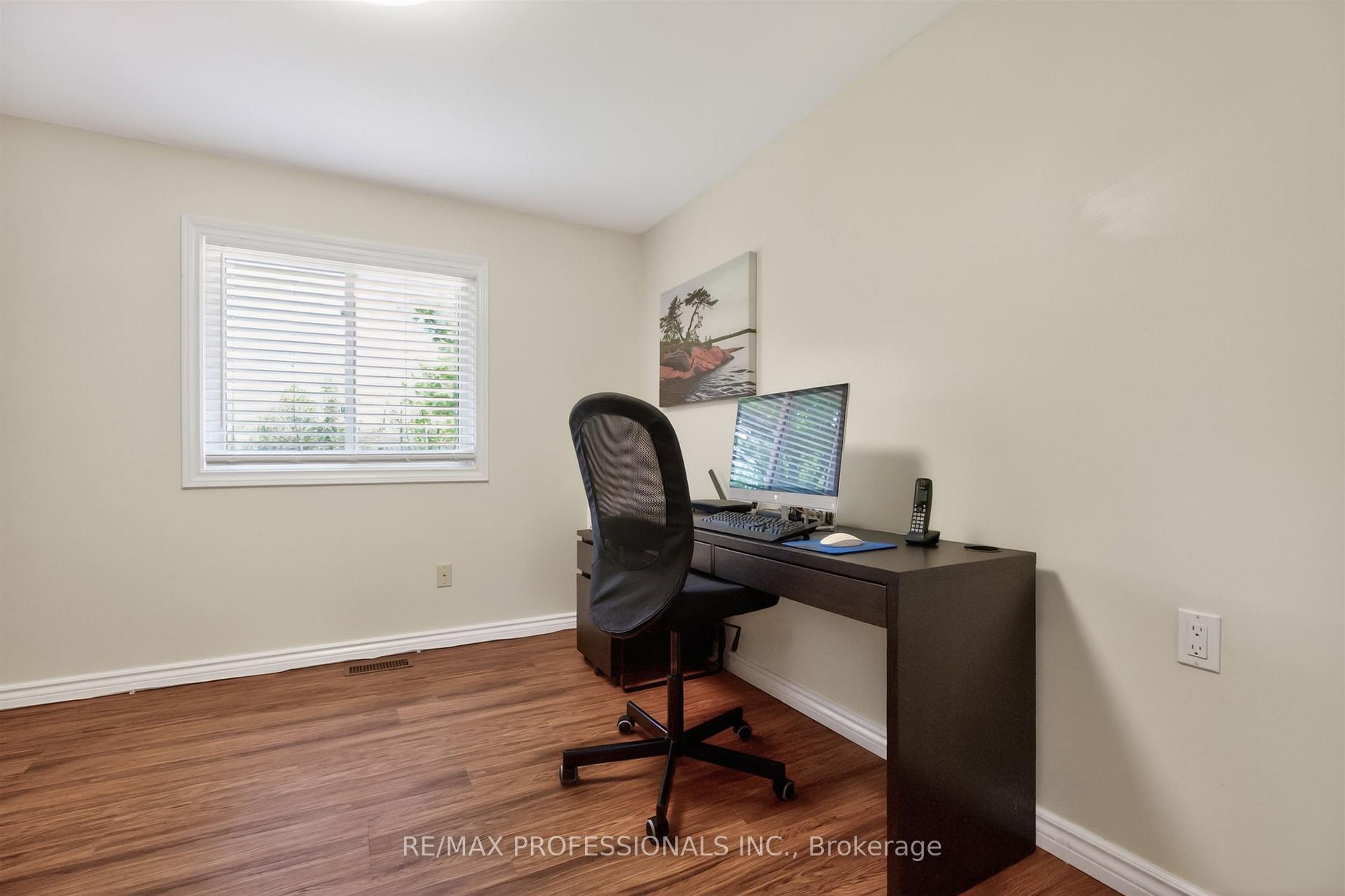 Photo 23 of 7 Tamarack Court, New Tecumseth, Rural New Tecumseth — HOMEH