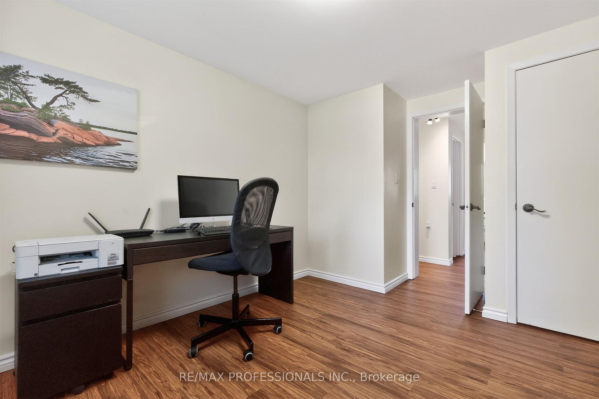 Photo 24 of 7 Tamarack Court, New Tecumseth, Rural New Tecumseth — HOMEH