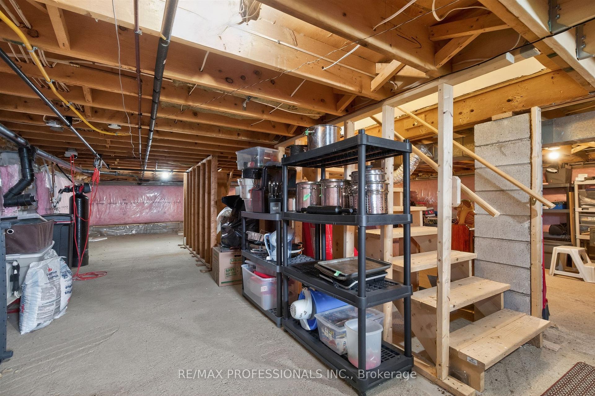 Photo 27 of 7 Tamarack Court, New Tecumseth, Rural New Tecumseth — HOMEH
