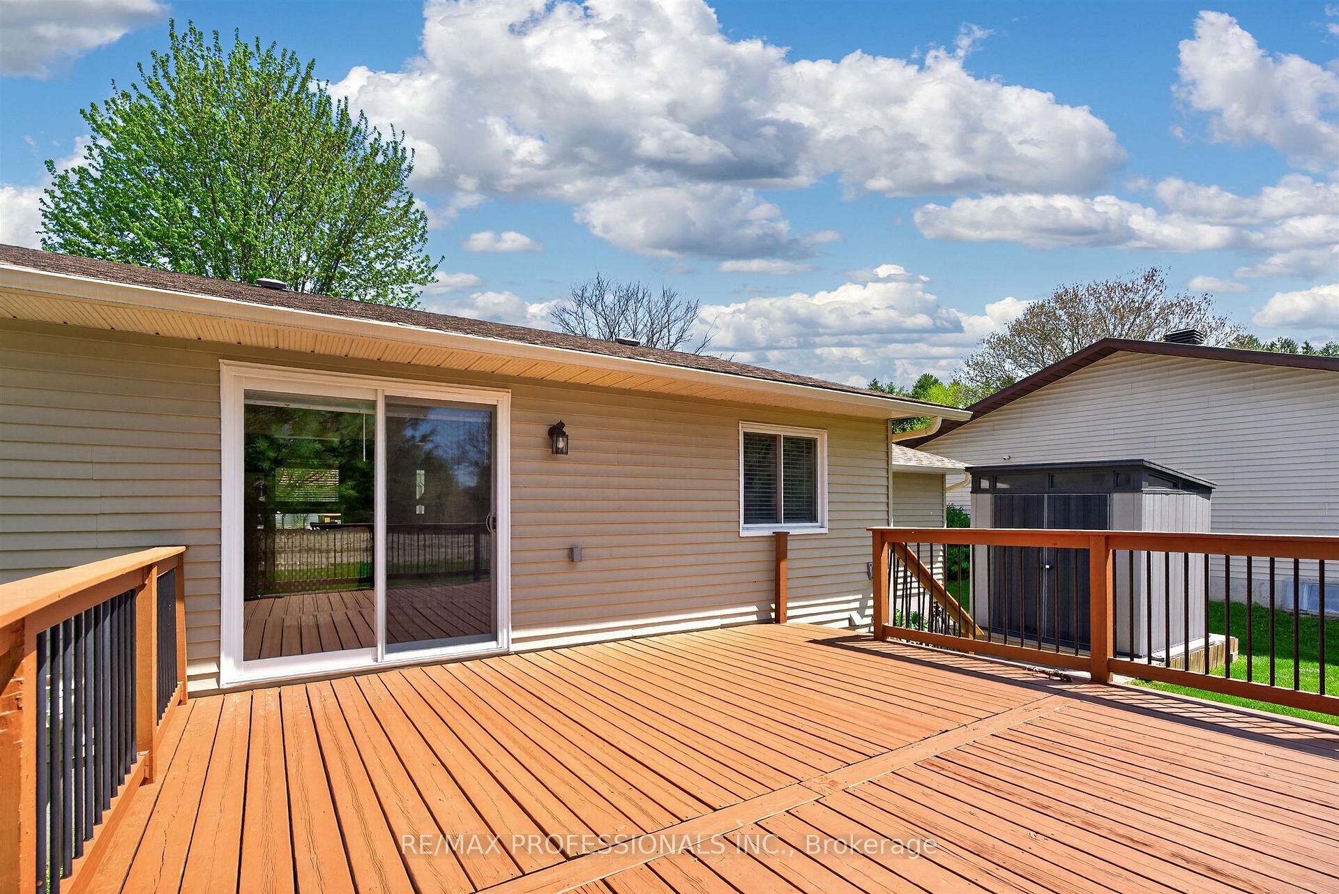 Photo 29 of 7 Tamarack Court, New Tecumseth, Rural New Tecumseth — HOMEH