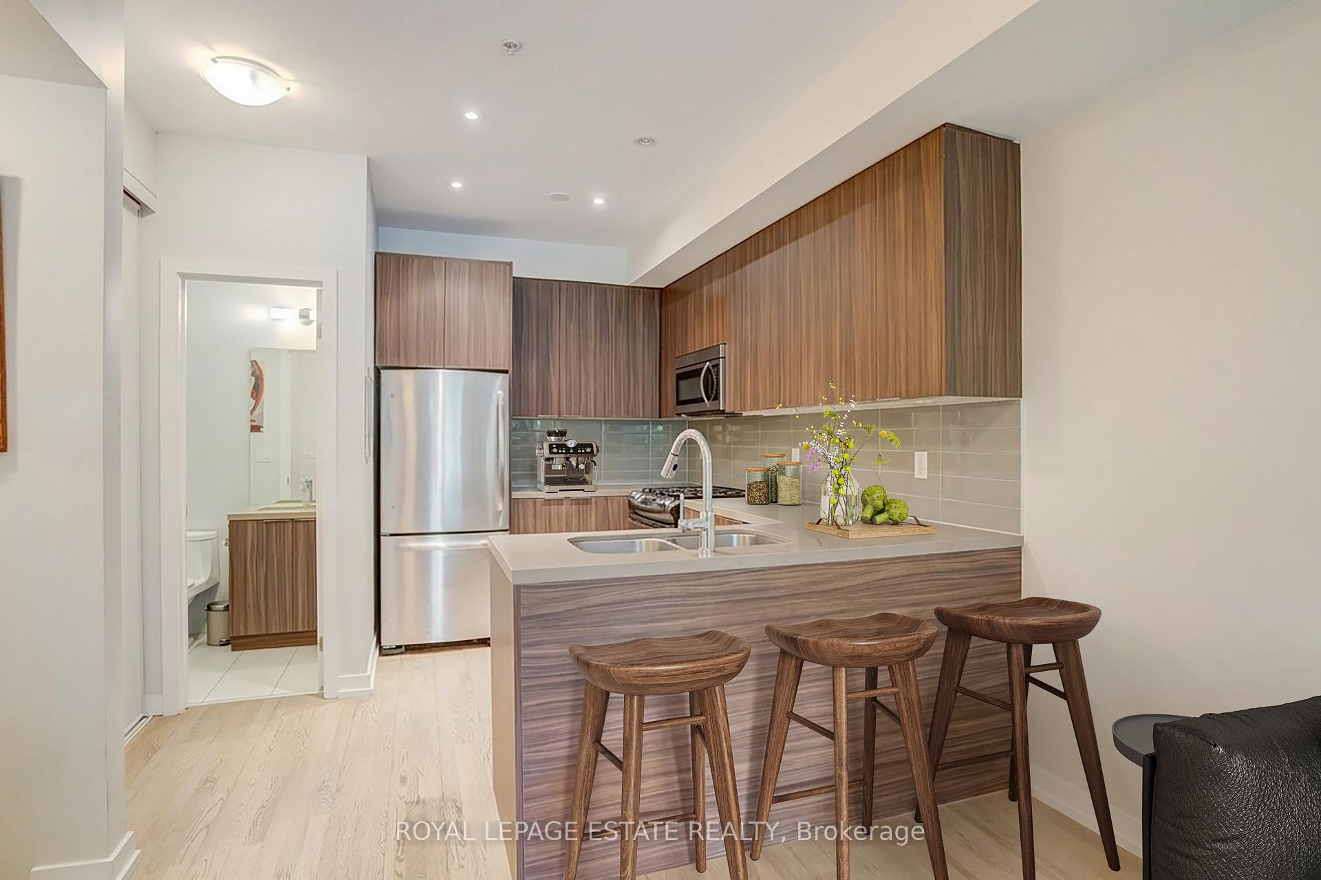 Photo 6 of Unit 32, 140 Broadview Avenue, Toronto, South Riverdale — HOMEH