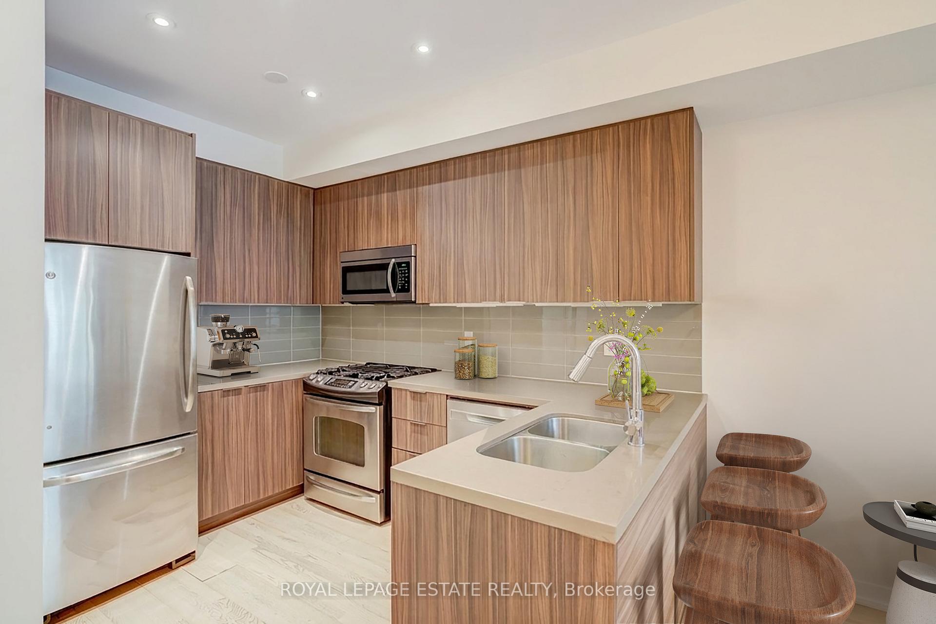 Photo 7 of Unit 32, 140 Broadview Avenue, Toronto, South Riverdale — HOMEH