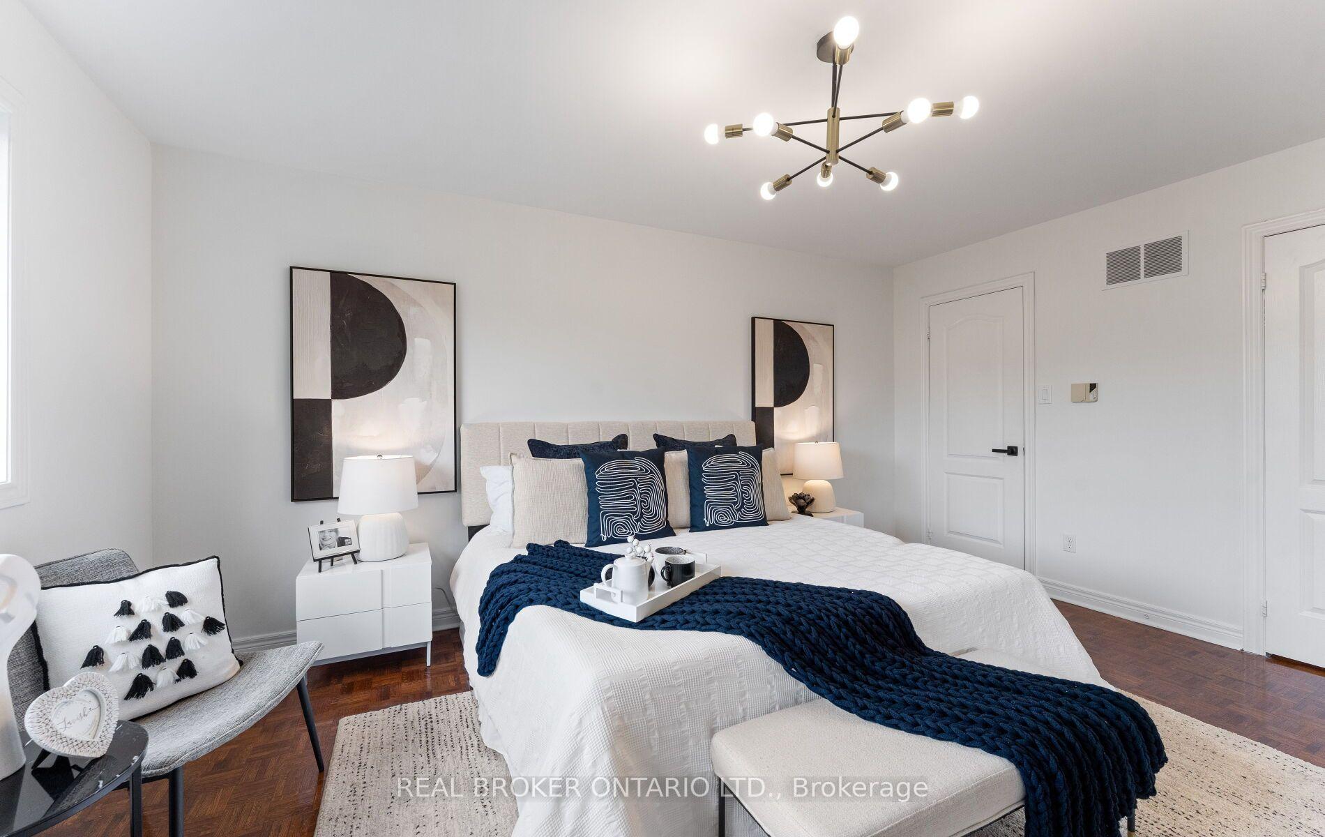 Photo 25 of 84 Sandway Crescent, Vaughan, Maple — HOMEH