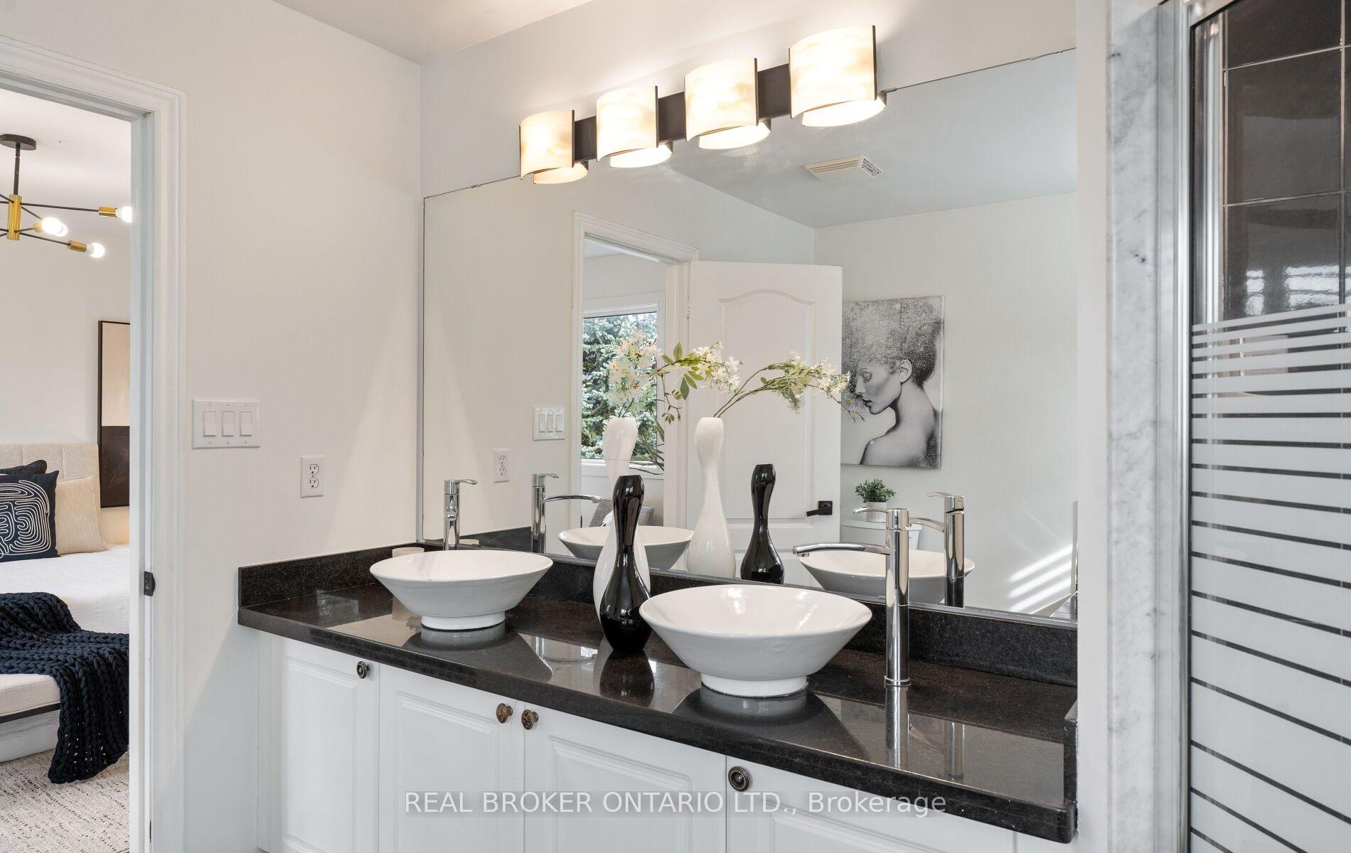 Photo 29 of 84 Sandway Crescent, Vaughan, Maple — HOMEH