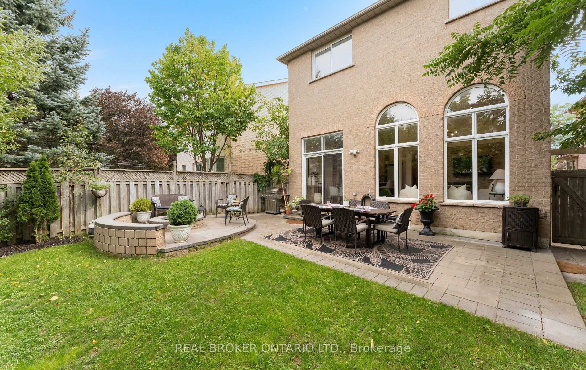 Photo 38 of 84 Sandway Crescent, Vaughan, Maple — HOMEH
