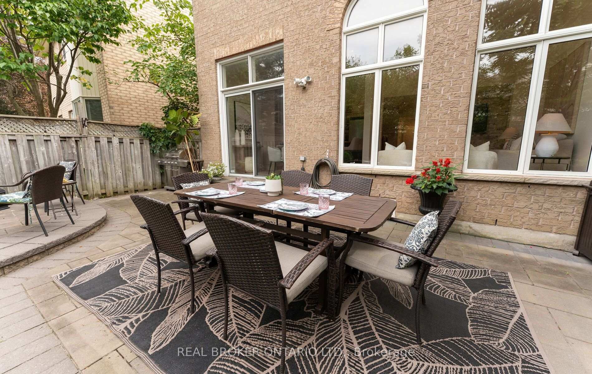 Photo 39 of 84 Sandway Crescent, Vaughan, Maple — HOMEH
