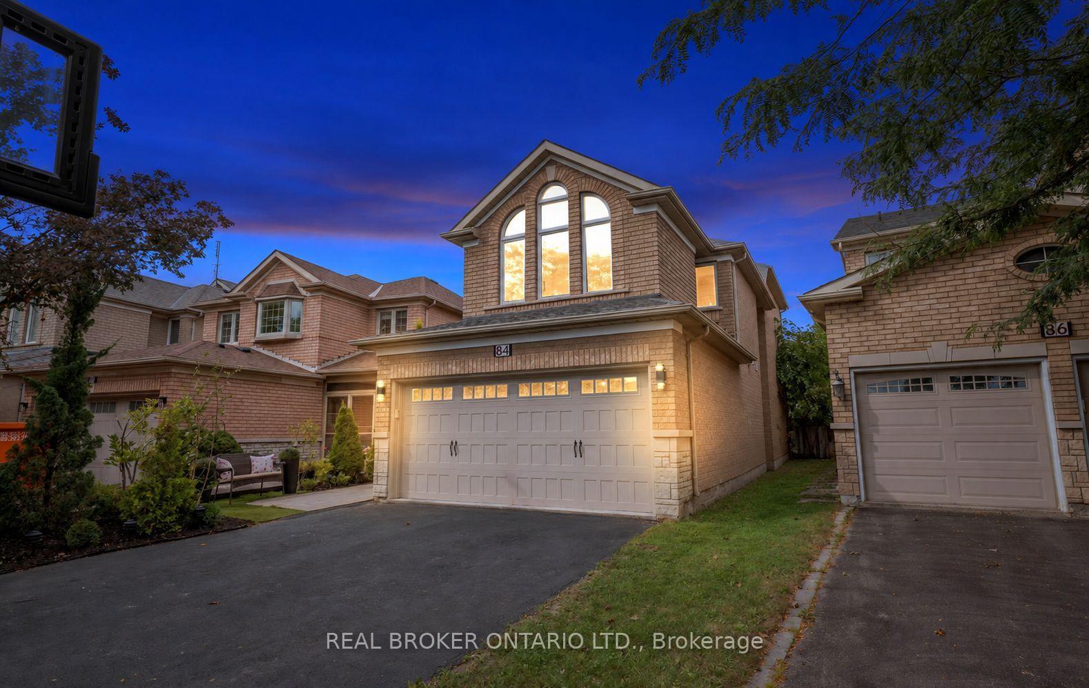 Photo 1 of 84 Sandway Crescent, Vaughan, Maple — HOMEH