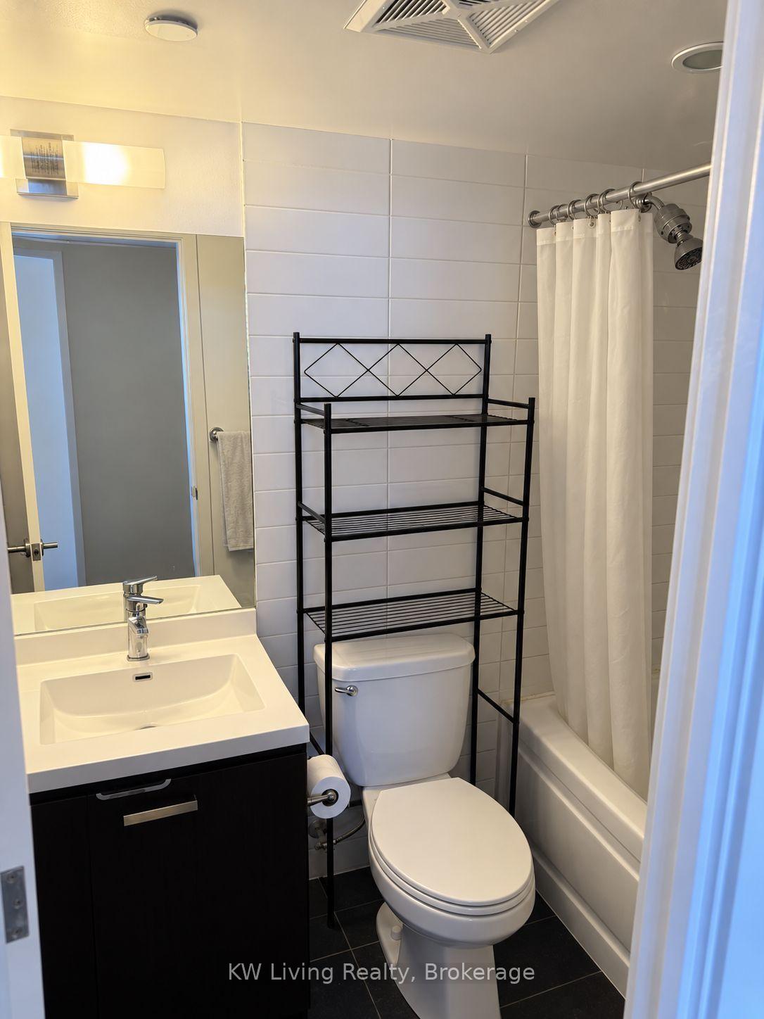 Photo 13 of Unit 3110, 125 Redpath Avenue, Toronto, Mount Pleasant West — HOMEH