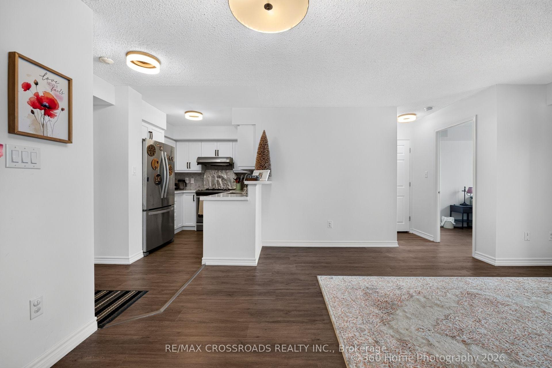 Photo 7 of Unit 1506, 23 Lorraine Drive, North York, Willowdale West — HOMEH