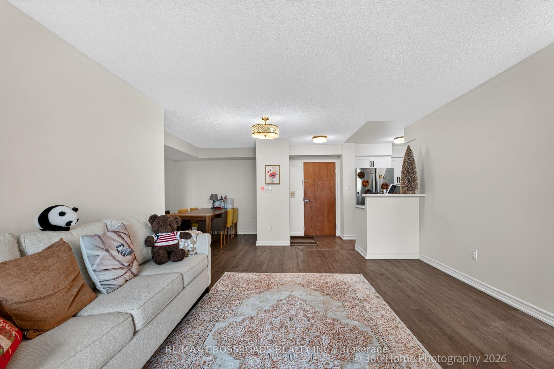 Photo 9 of Unit 1506, 23 Lorraine Drive, North York, Willowdale West — HOMEH