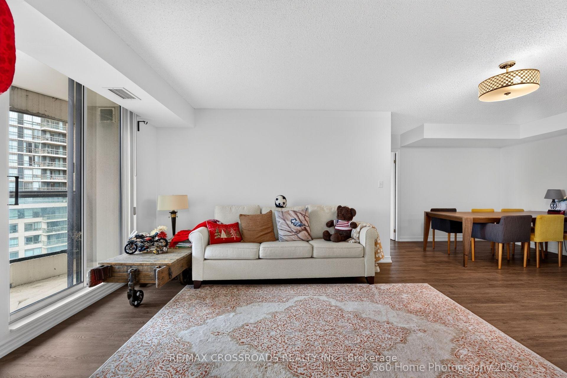 Photo 11 of Unit 1506, 23 Lorraine Drive, North York, Willowdale West — HOMEH