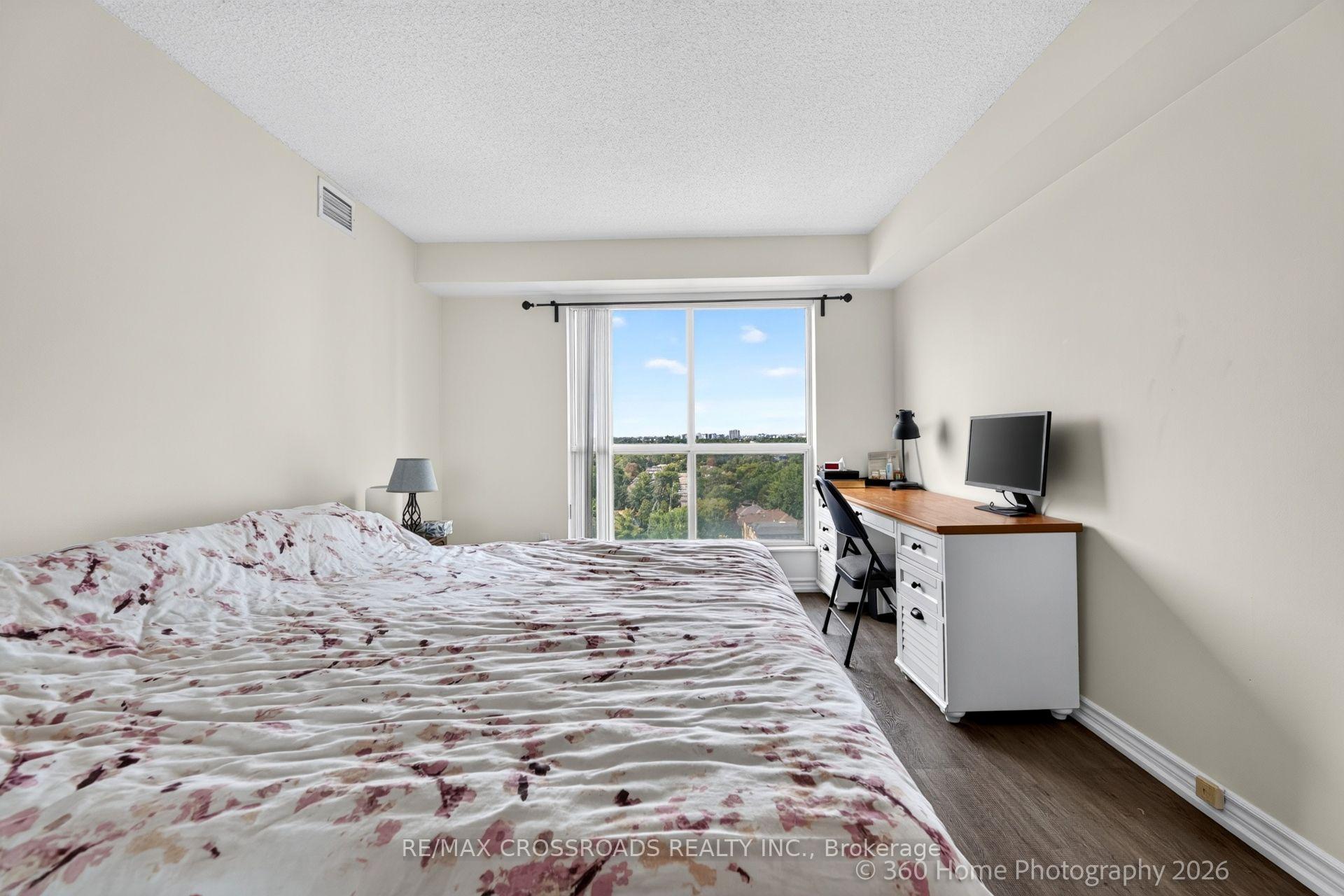 Photo 19 of Unit 1506, 23 Lorraine Drive, North York, Willowdale West — HOMEH