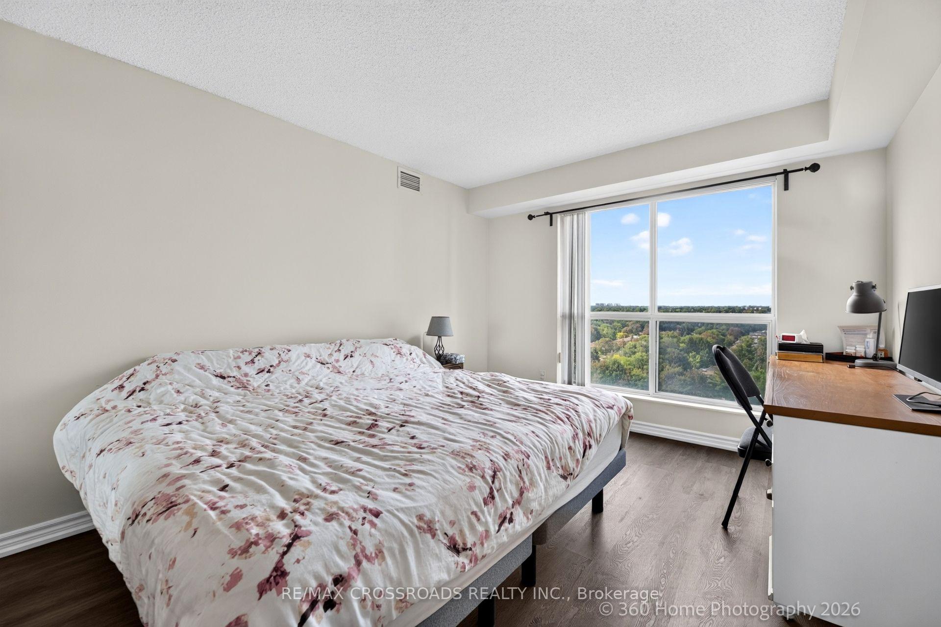Photo 20 of Unit 1506, 23 Lorraine Drive, North York, Willowdale West — HOMEH