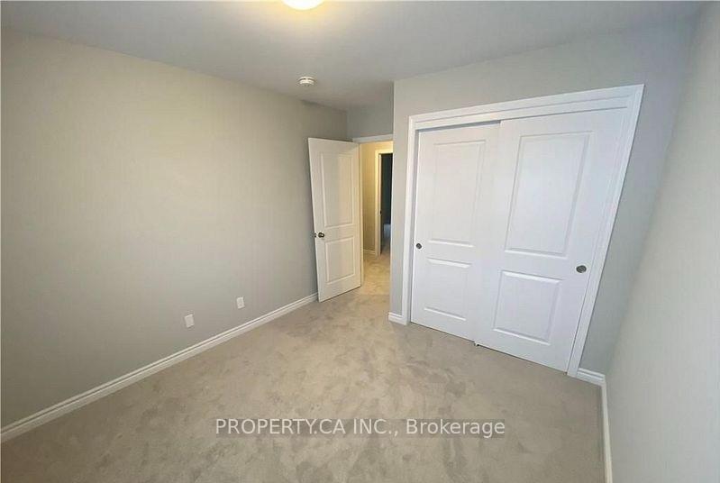 Photo 8 of 154 Broadway Lane, Welland, Broadway — HOMEH