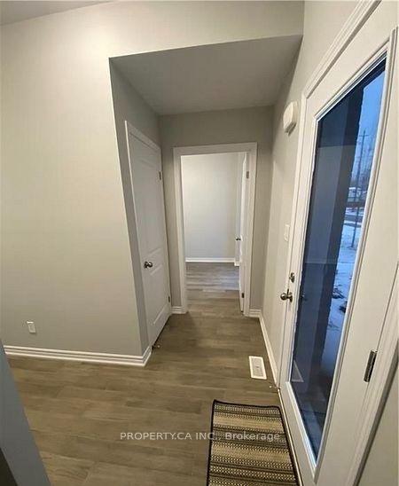 Photo 13 of 154 Broadway Lane, Welland, Broadway — HOMEH