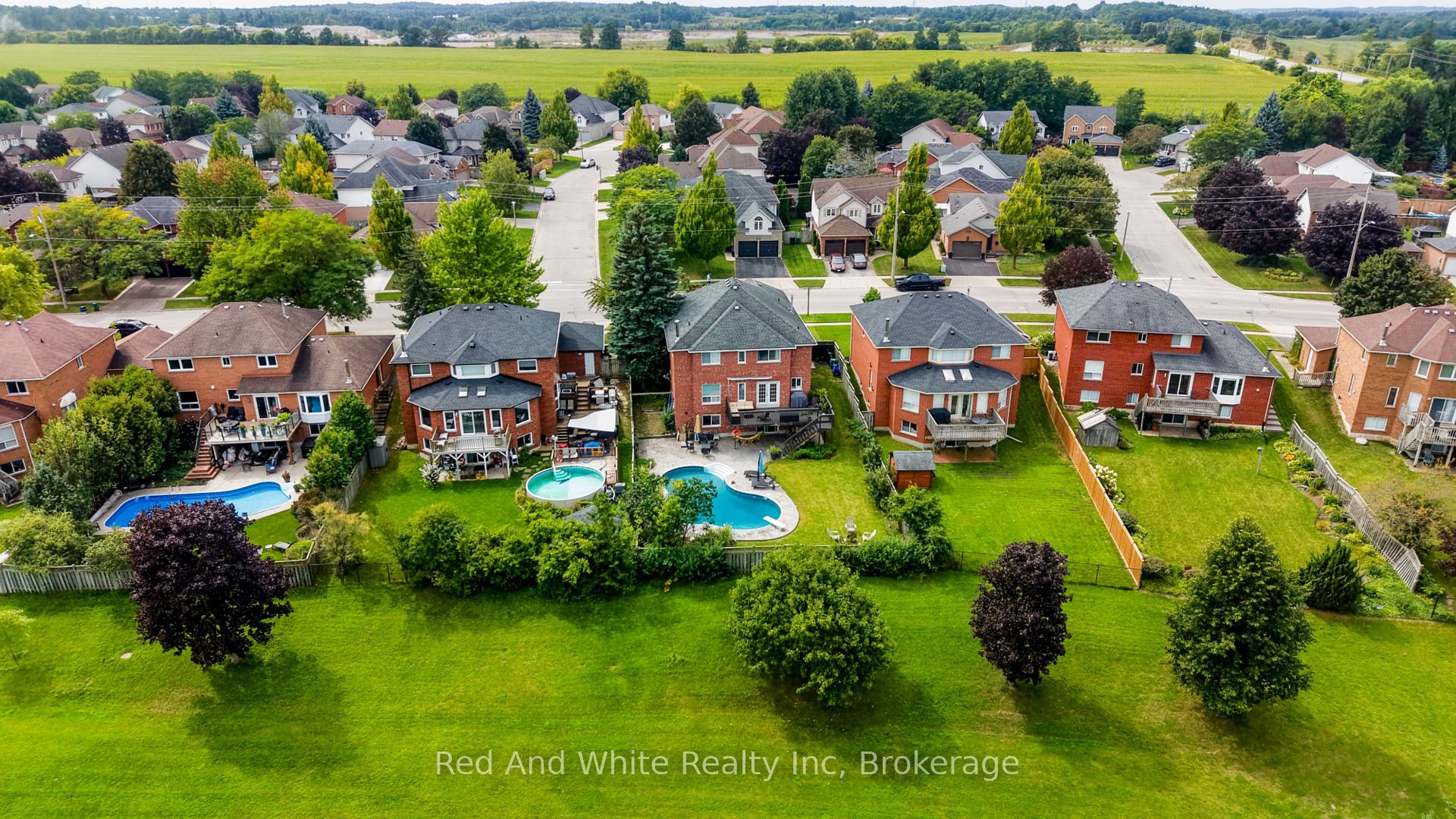 Photo 3 of 554 Grand Ridge Drive, Cambridge, Southwood - Kinbridge — HOMEH