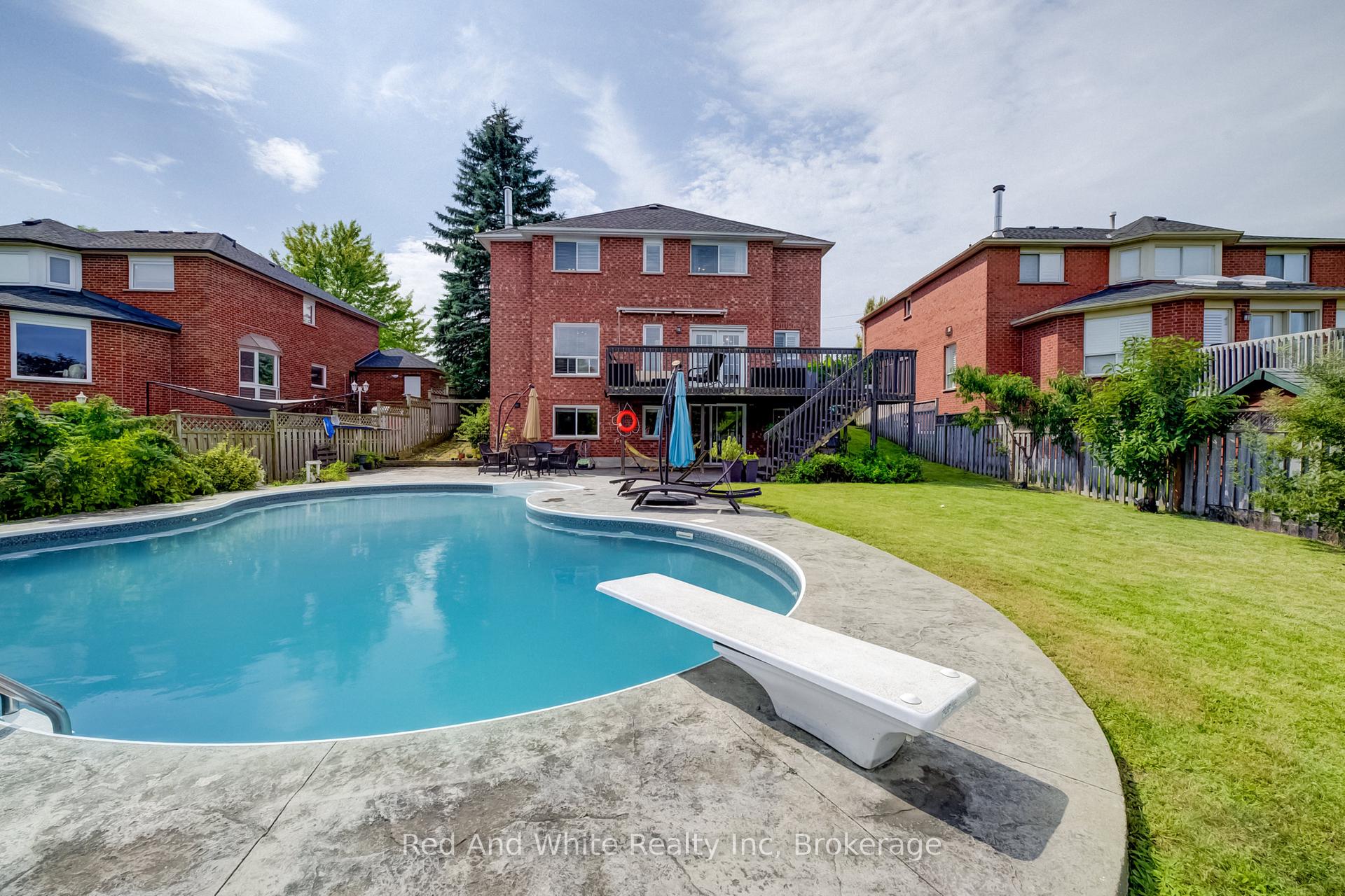 Photo 4 of 554 Grand Ridge Drive, Cambridge, Southwood - Kinbridge — HOMEH