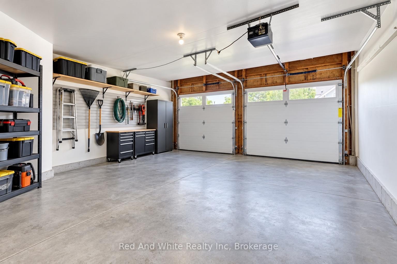 Photo 5 of 554 Grand Ridge Drive, Cambridge, Southwood - Kinbridge — HOMEH