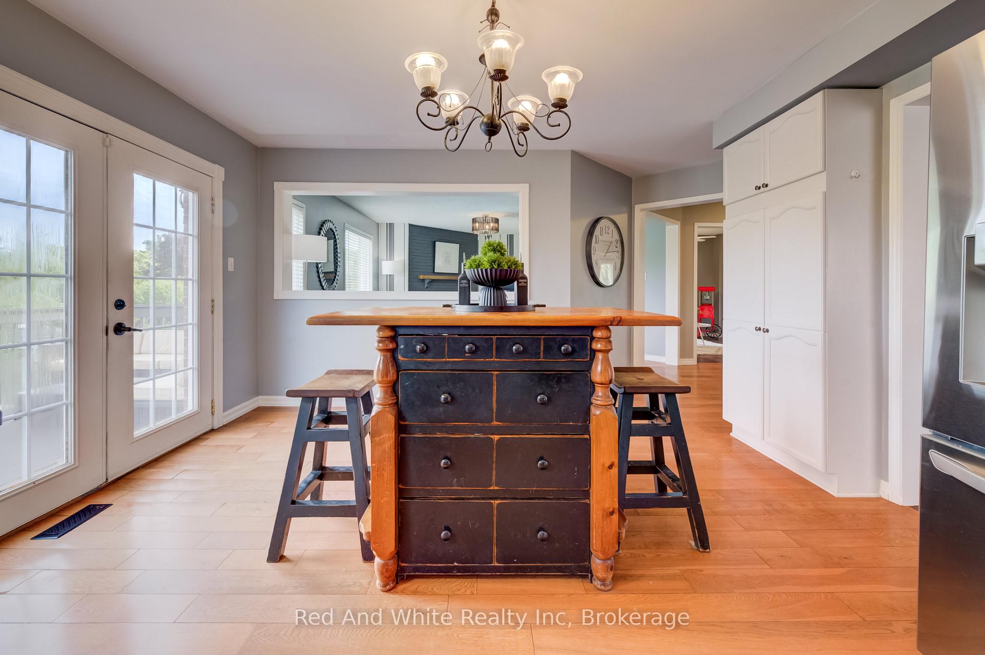 Photo 18 of 554 Grand Ridge Drive, Cambridge, Southwood - Kinbridge — HOMEH