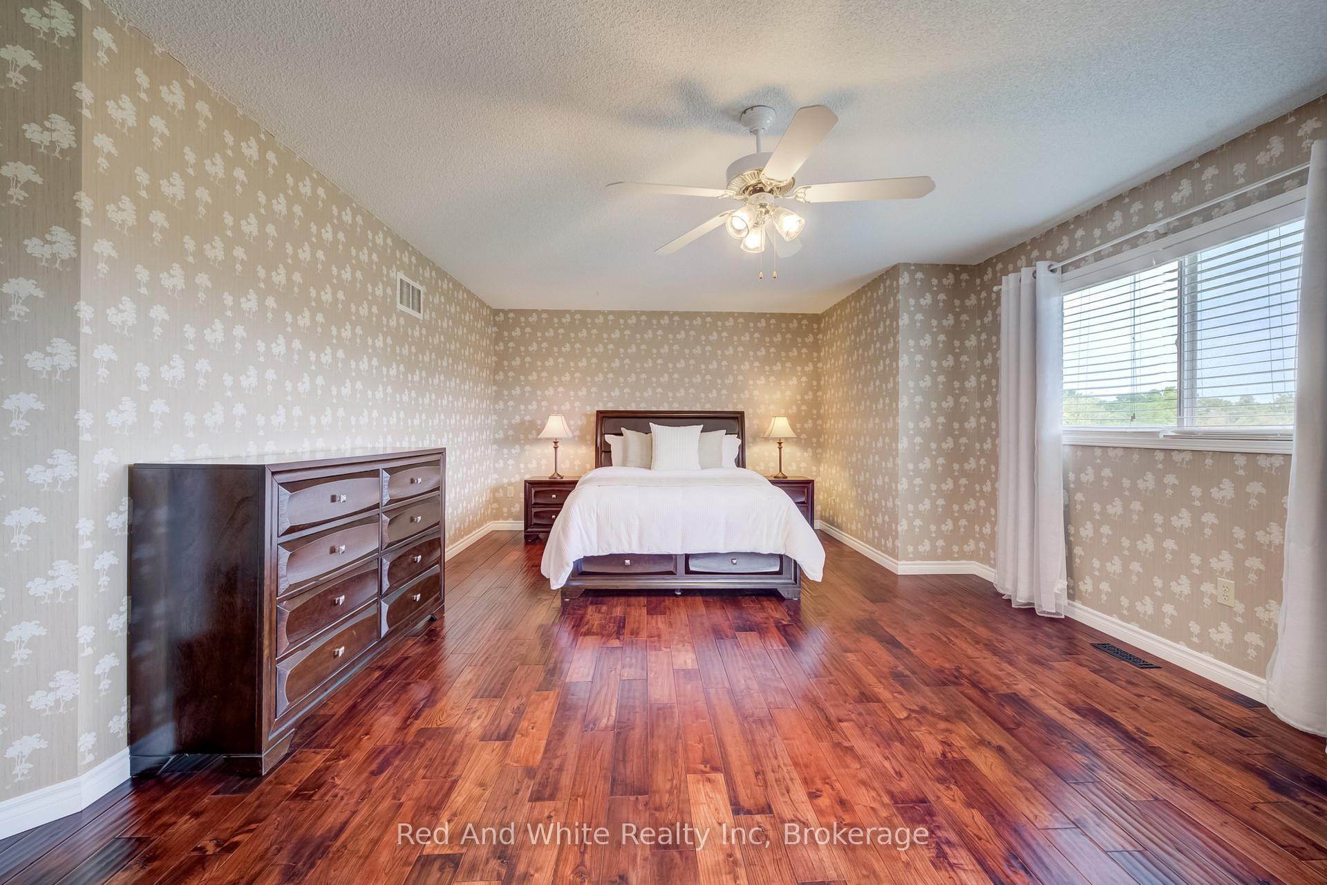 Photo 26 of 554 Grand Ridge Drive, Cambridge, Southwood - Kinbridge — HOMEH