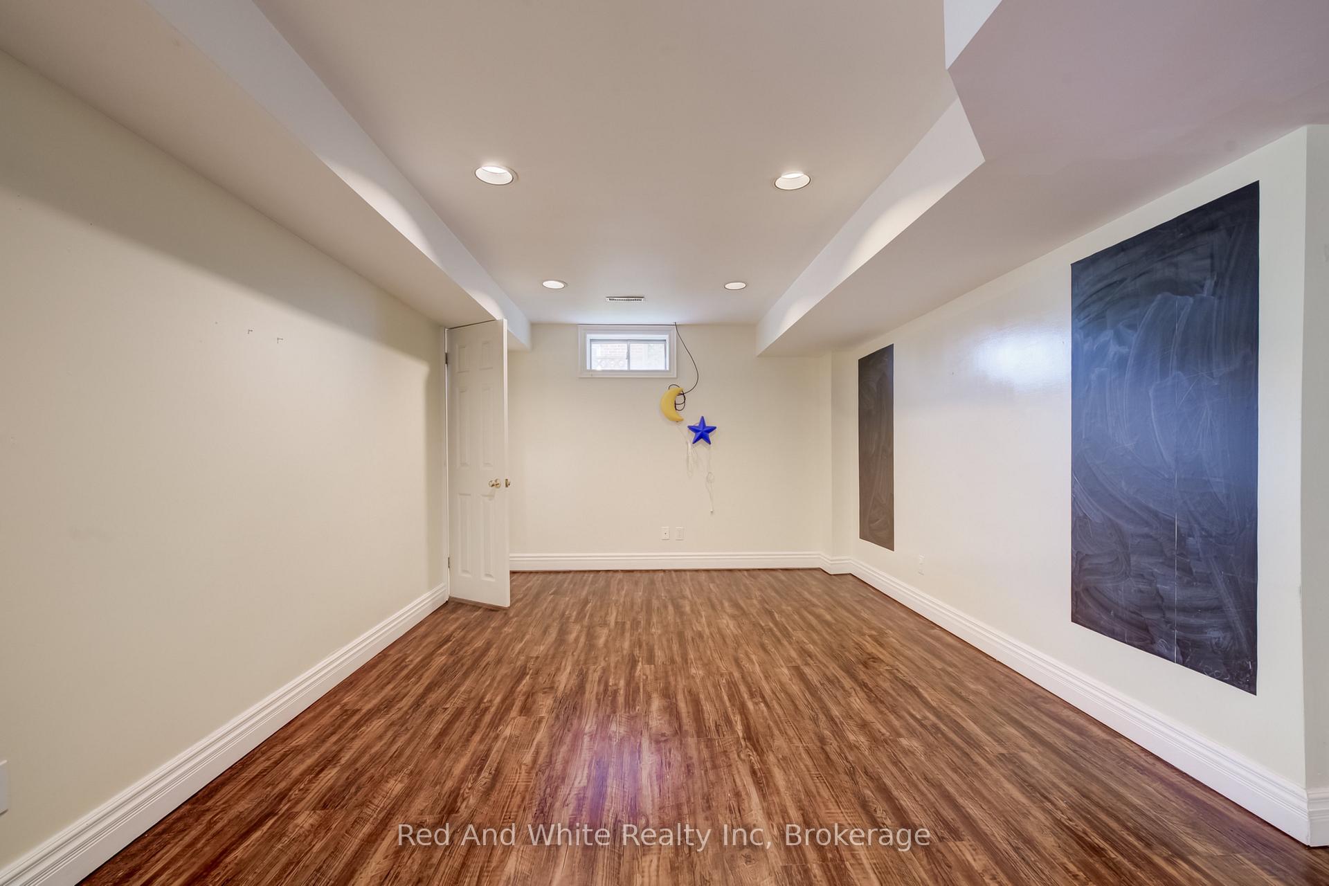 Photo 41 of 554 Grand Ridge Drive, Cambridge, Southwood - Kinbridge — HOMEH