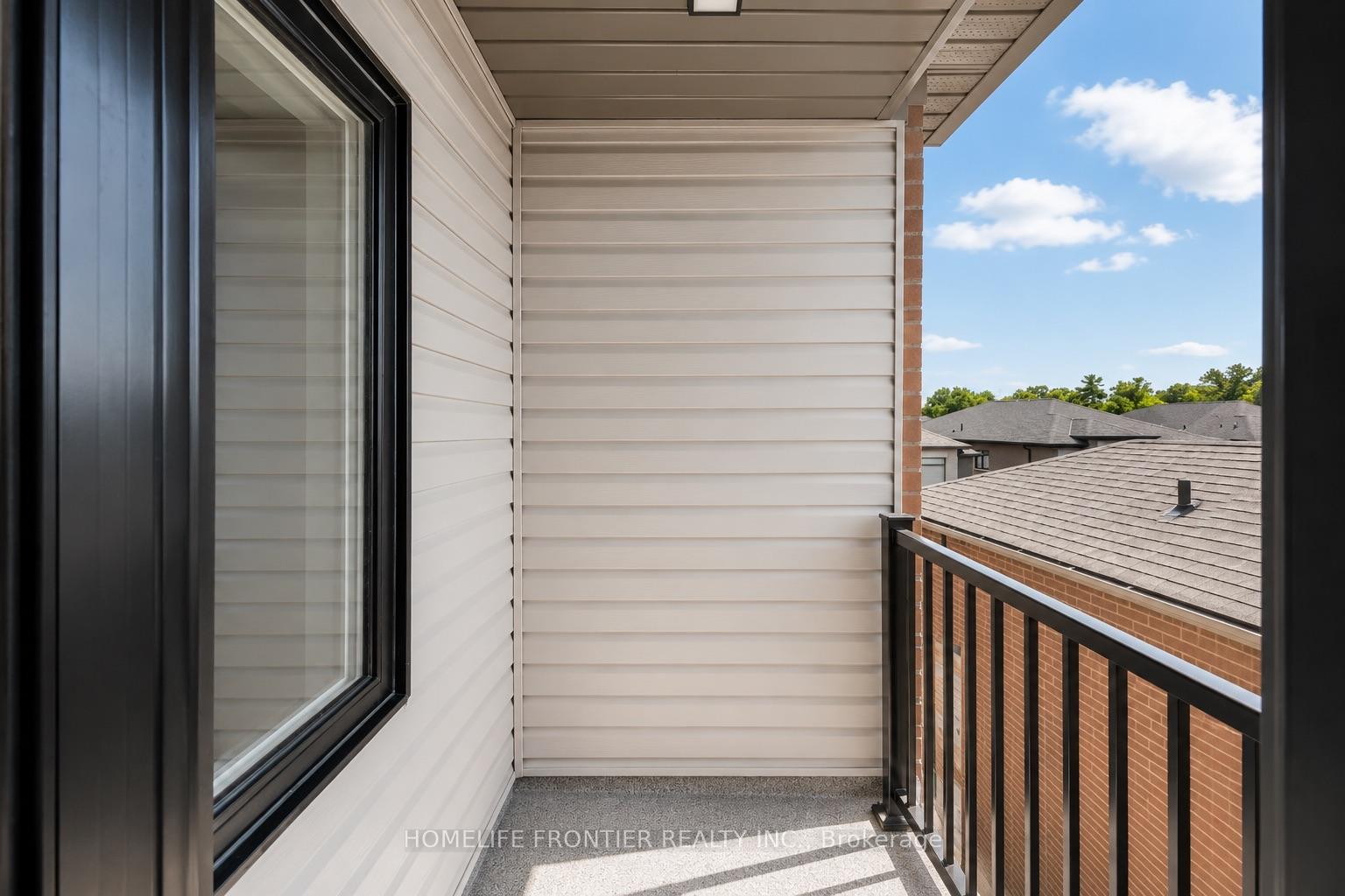 Photo 25 of 879 Plum Place, Milton, Cobban — HOMEH