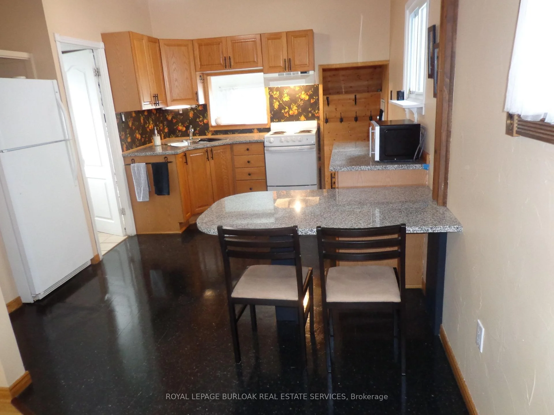 Photo 10 of 57 Harrison Avenue, Hamilton, Homeside — HOMEH
