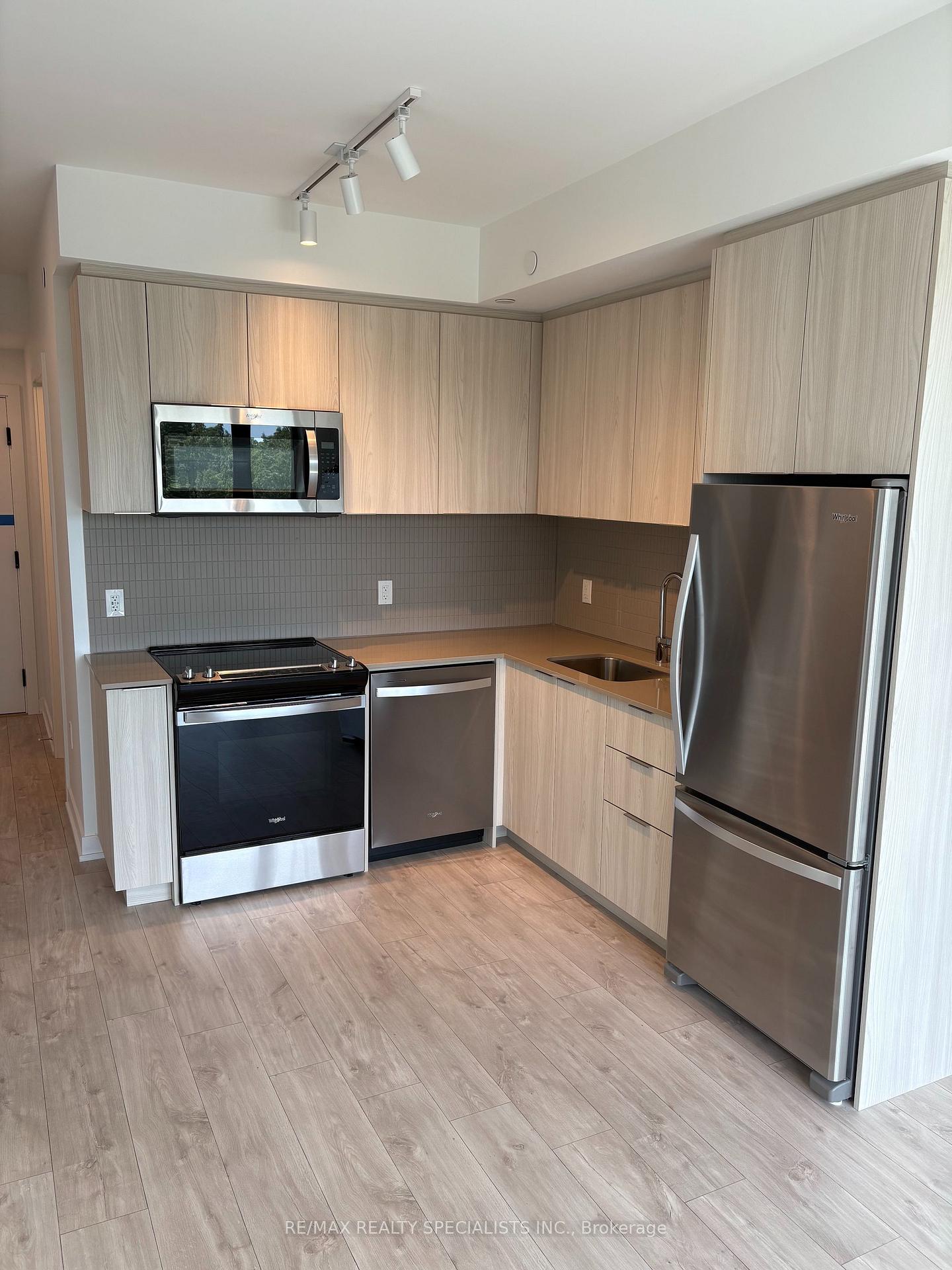 Photo 2 of Unit 615, 740 Whitlock Avenue, Milton, Cobban — HOMEH