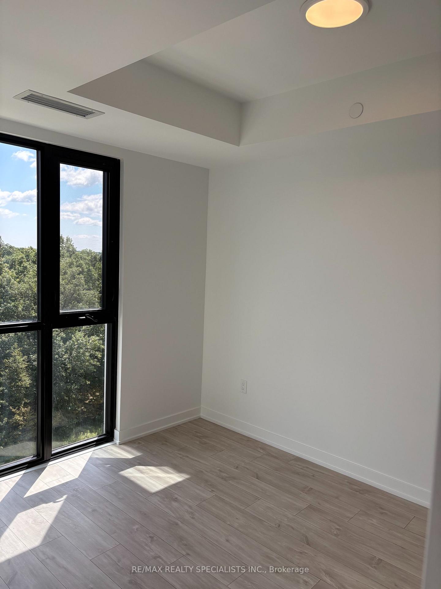 Photo 3 of Unit 615, 740 Whitlock Avenue, Milton, Cobban — HOMEH