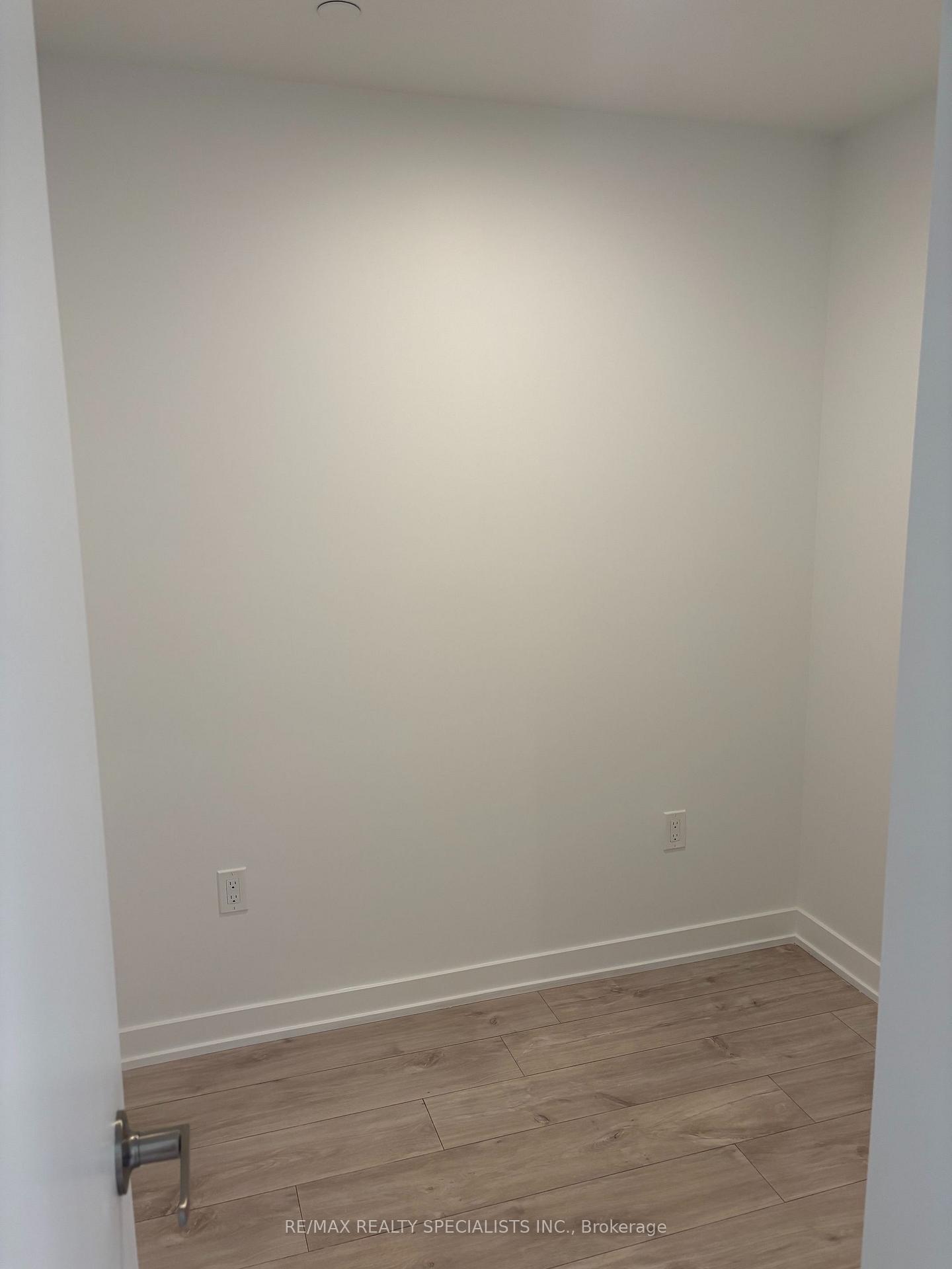 Photo 5 of Unit 615, 740 Whitlock Avenue, Milton, Cobban — HOMEH
