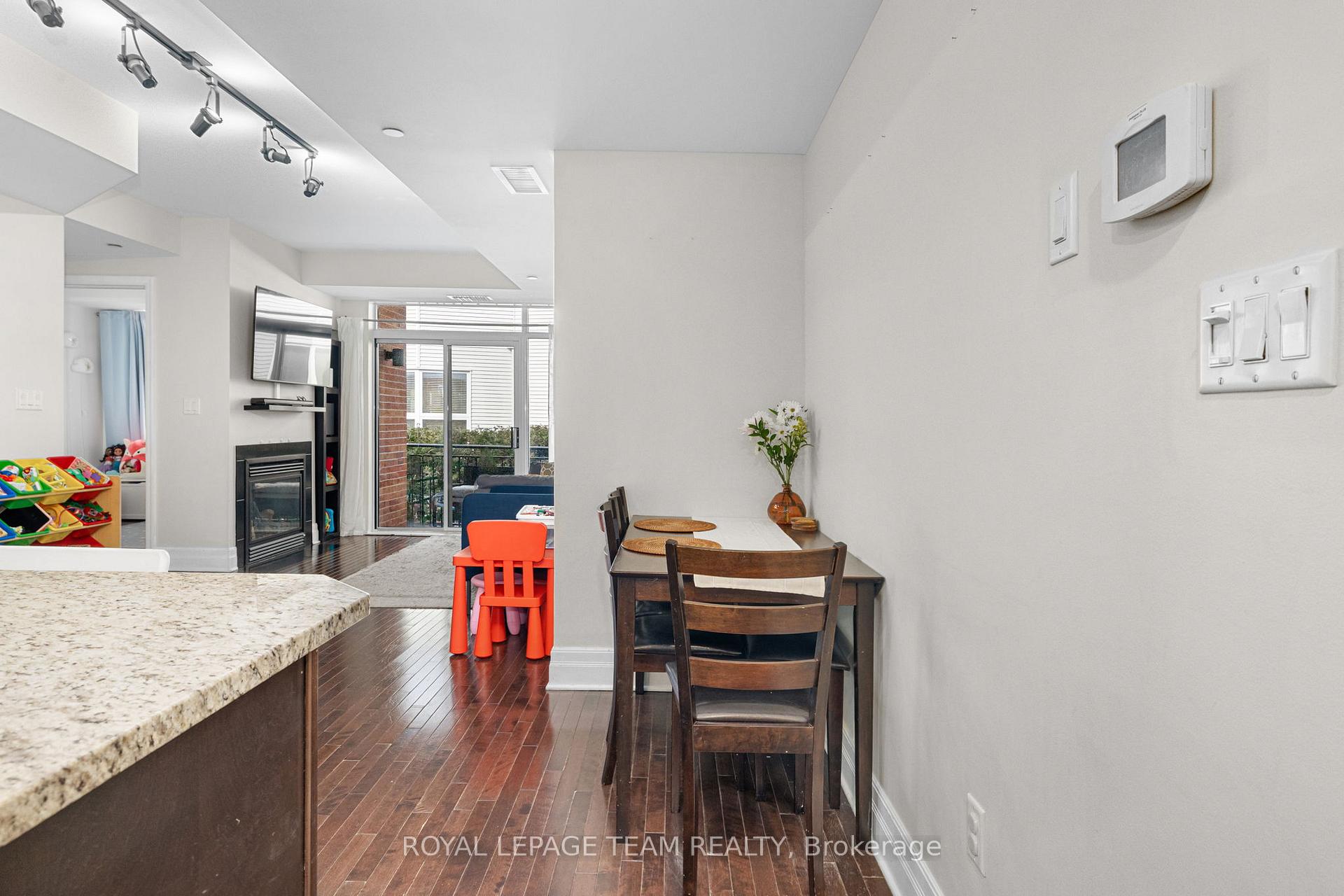 Photo 9 of Unit 212, 950 Marguerite Avenue, Ottawa, Overbrook — HOMEH