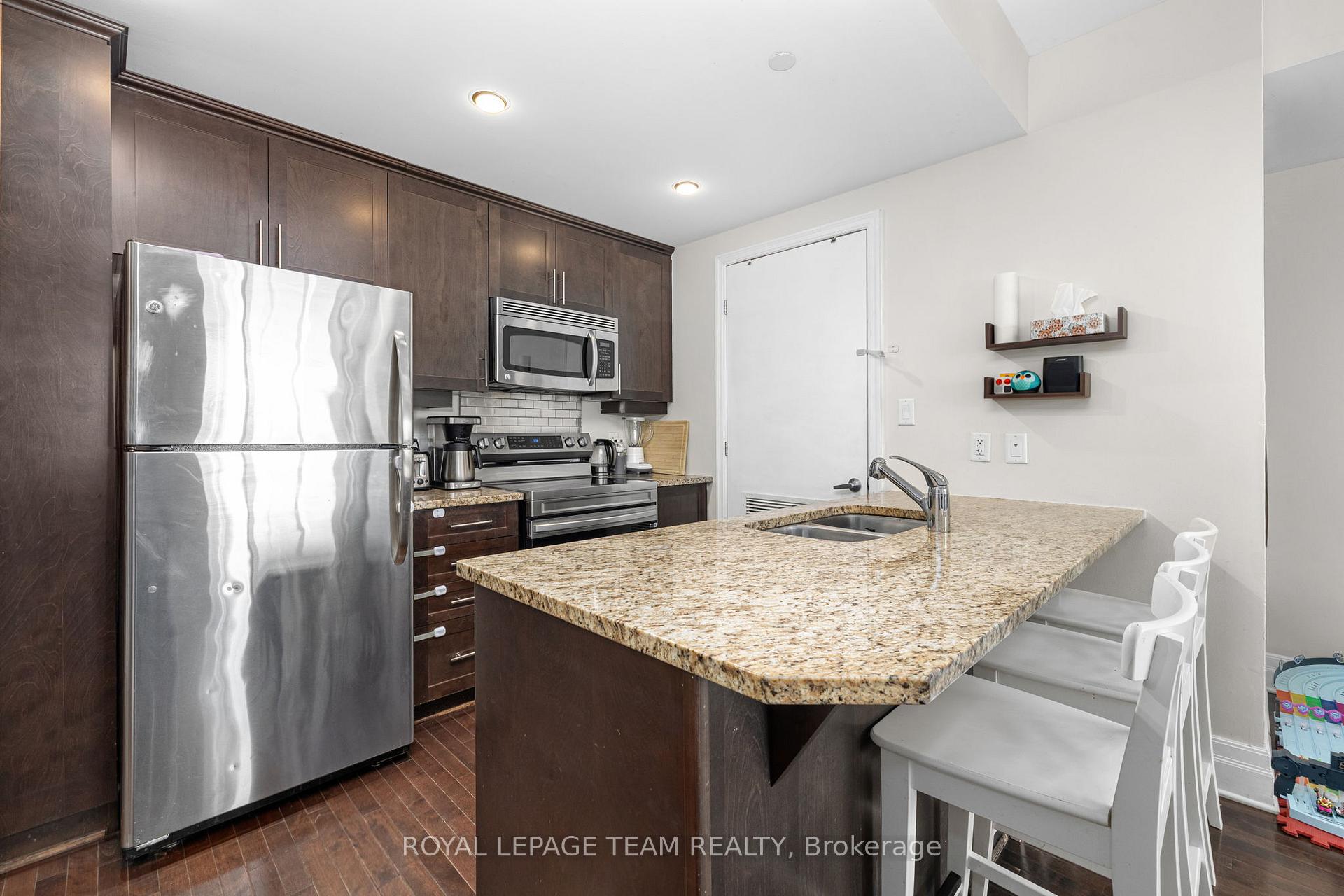 Photo 13 of Unit 212, 950 Marguerite Avenue, Ottawa, Overbrook — HOMEH