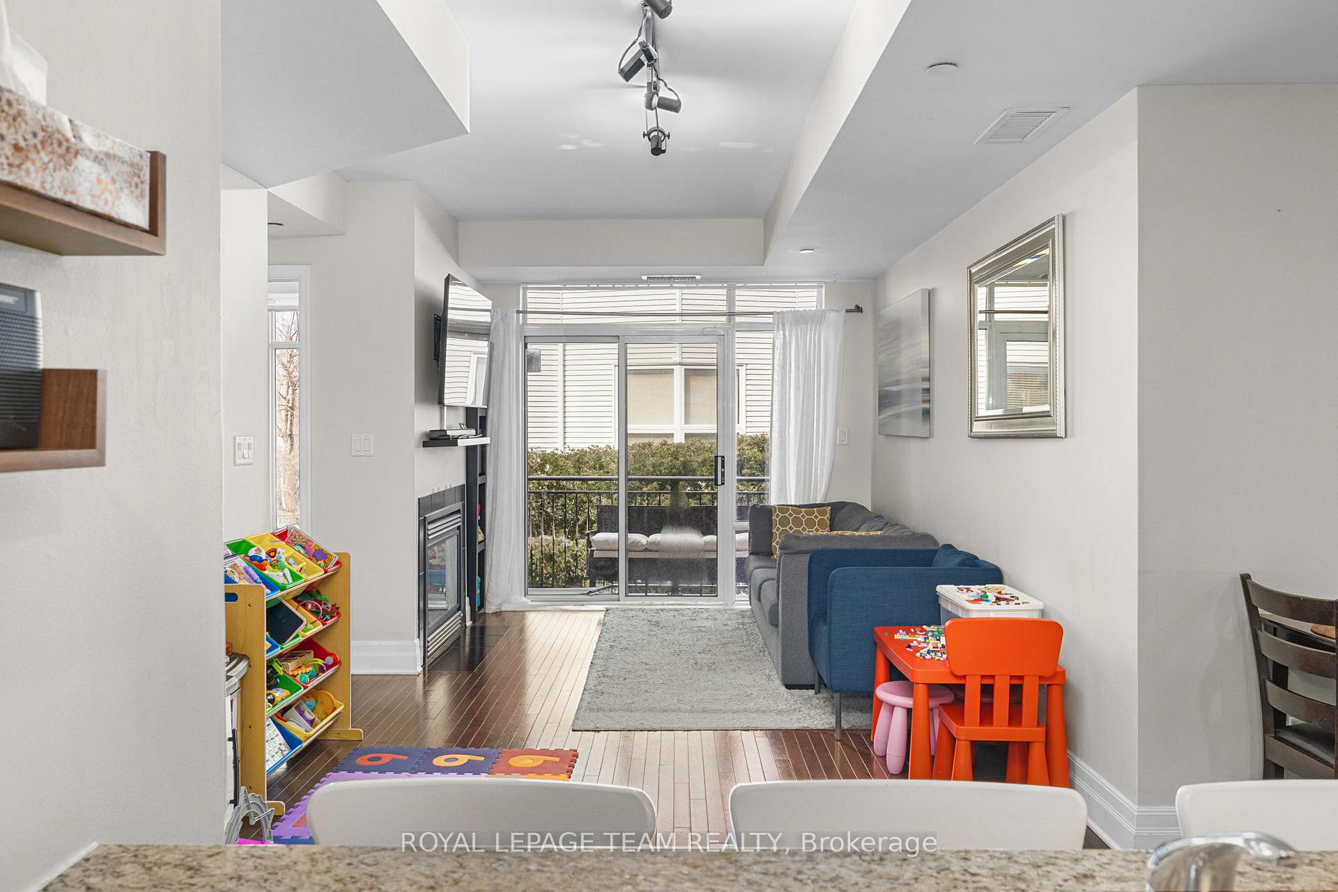 Photo 19 of Unit 212, 950 Marguerite Avenue, Ottawa, Overbrook — HOMEH