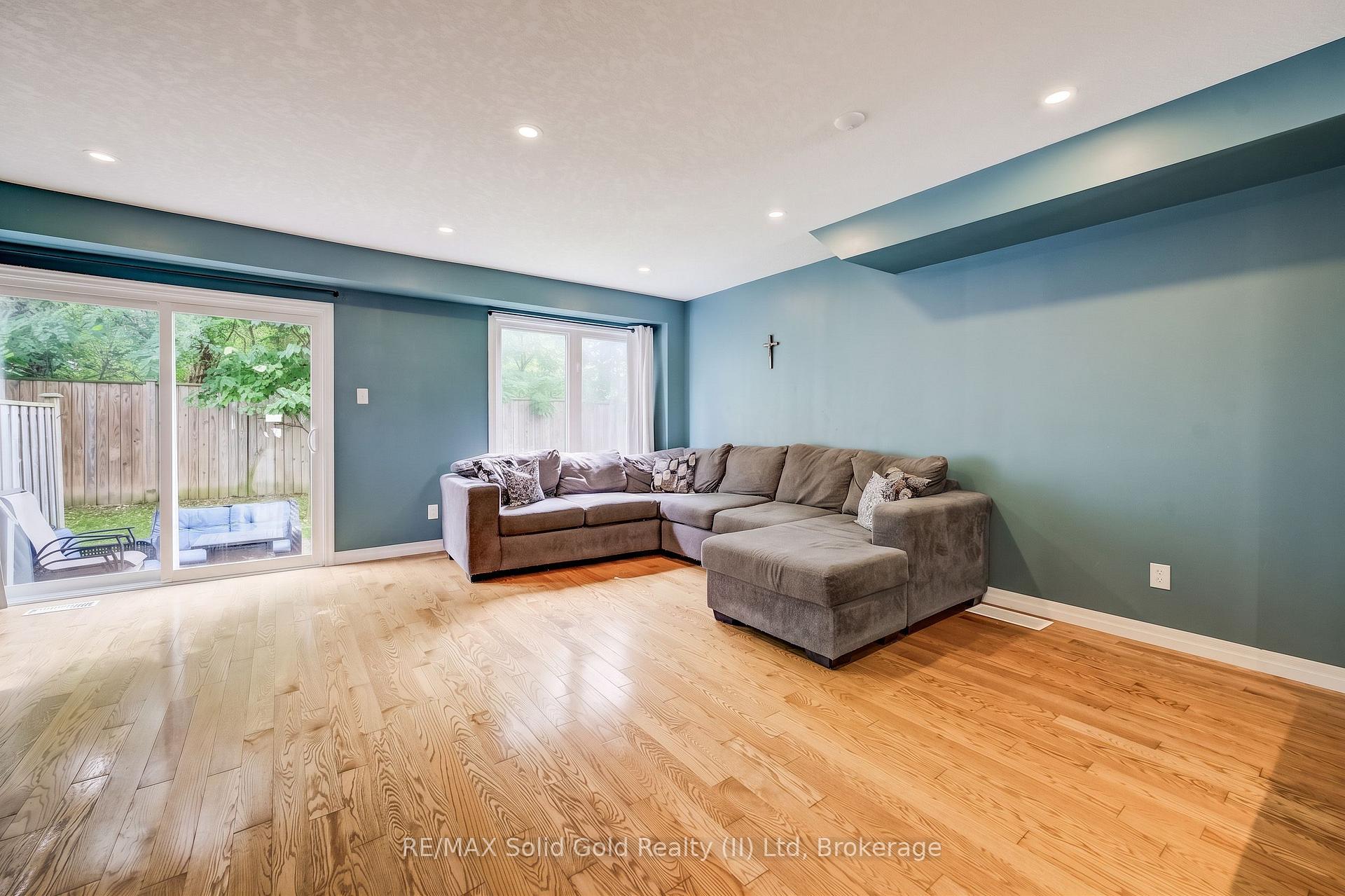 Photo 6 of Unit 18, 105 Pinnacle Drive, Kitchener, Lower Doon — HOMEH