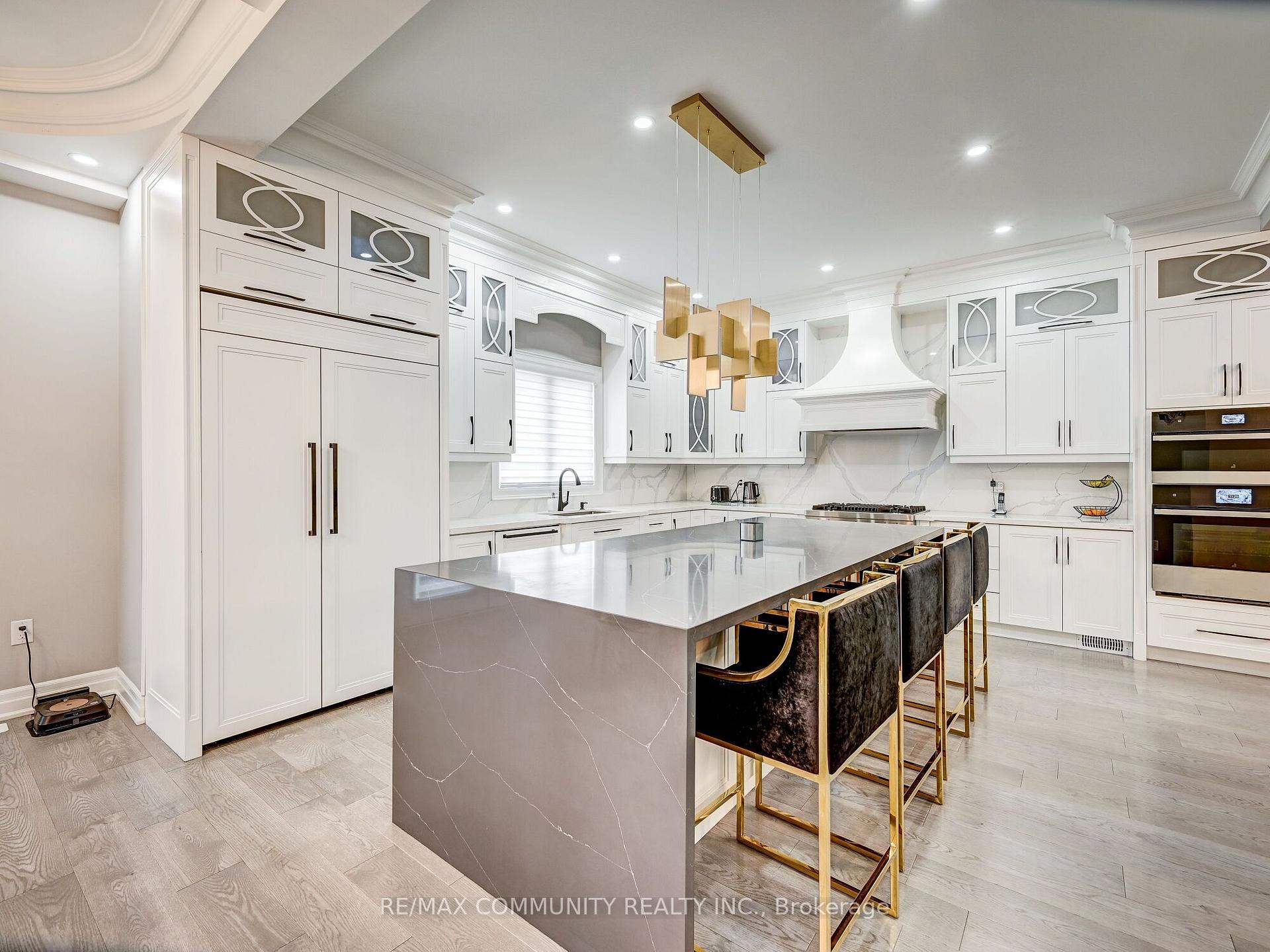 Photo 11 of 75 Havagal Crescent, Markham, Unionville — HOMEH