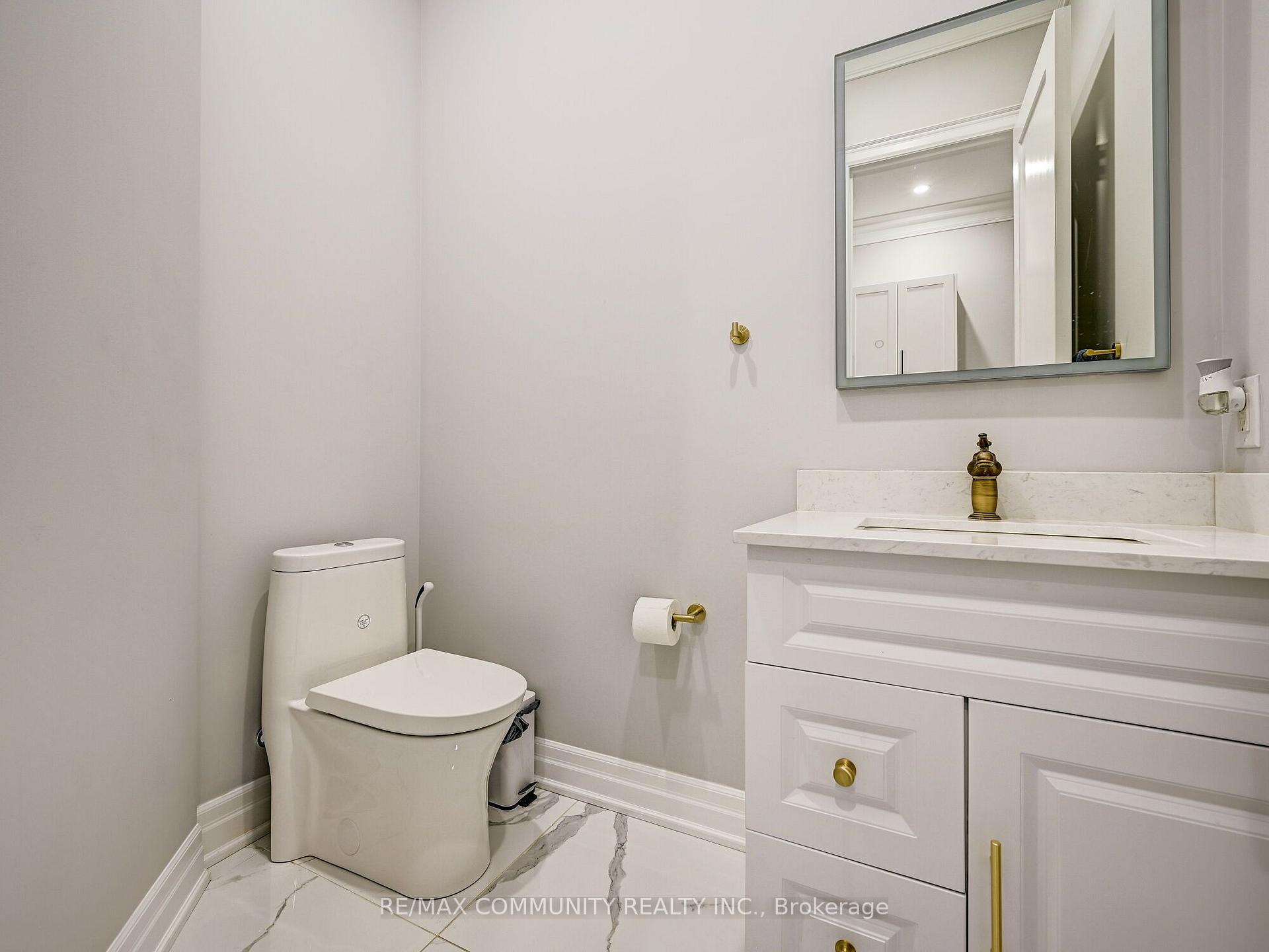 Photo 18 of 75 Havagal Crescent, Markham, Unionville — HOMEH