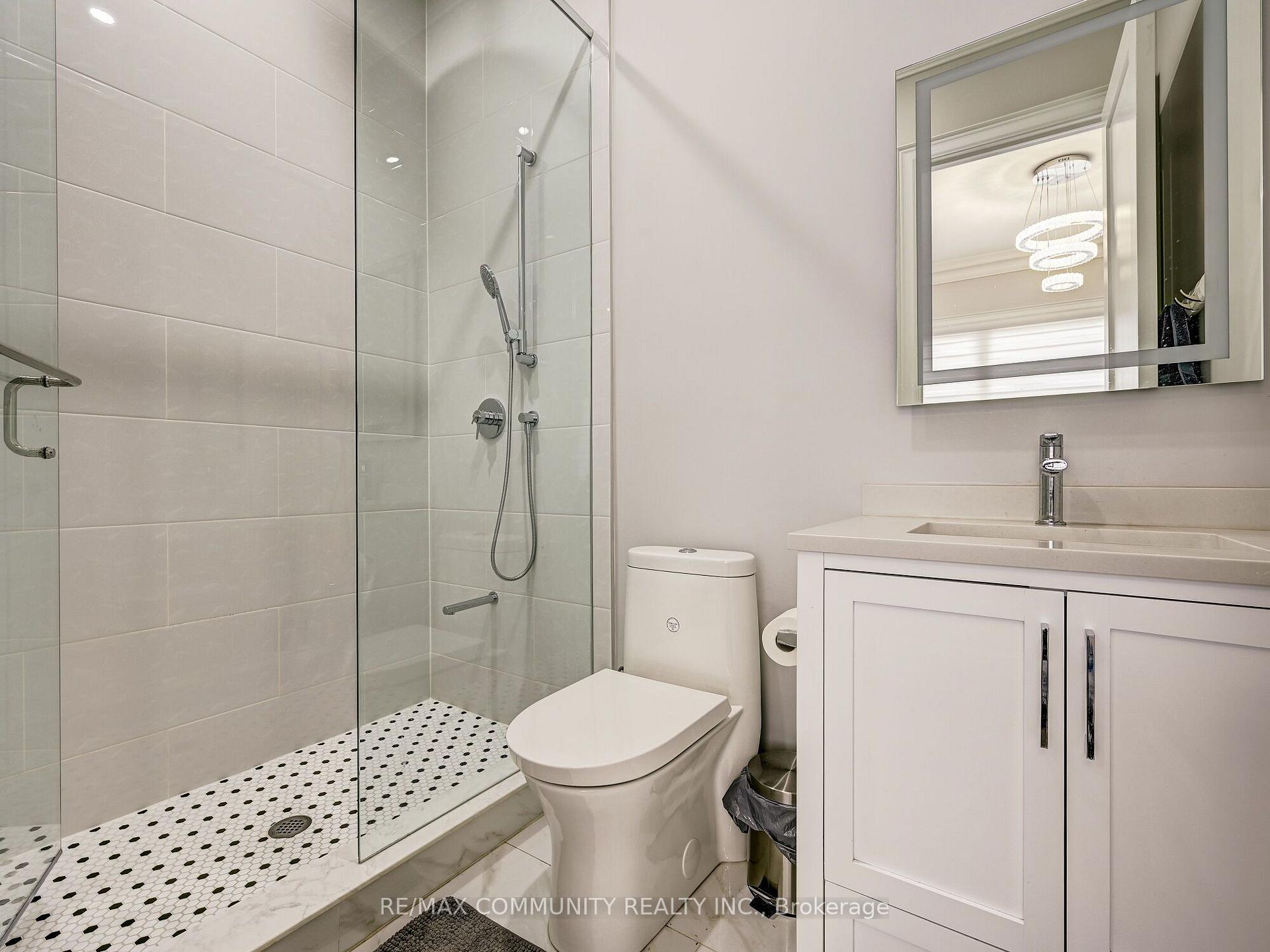 Photo 16 of 75 Havagal Crescent, Markham, Unionville — HOMEH